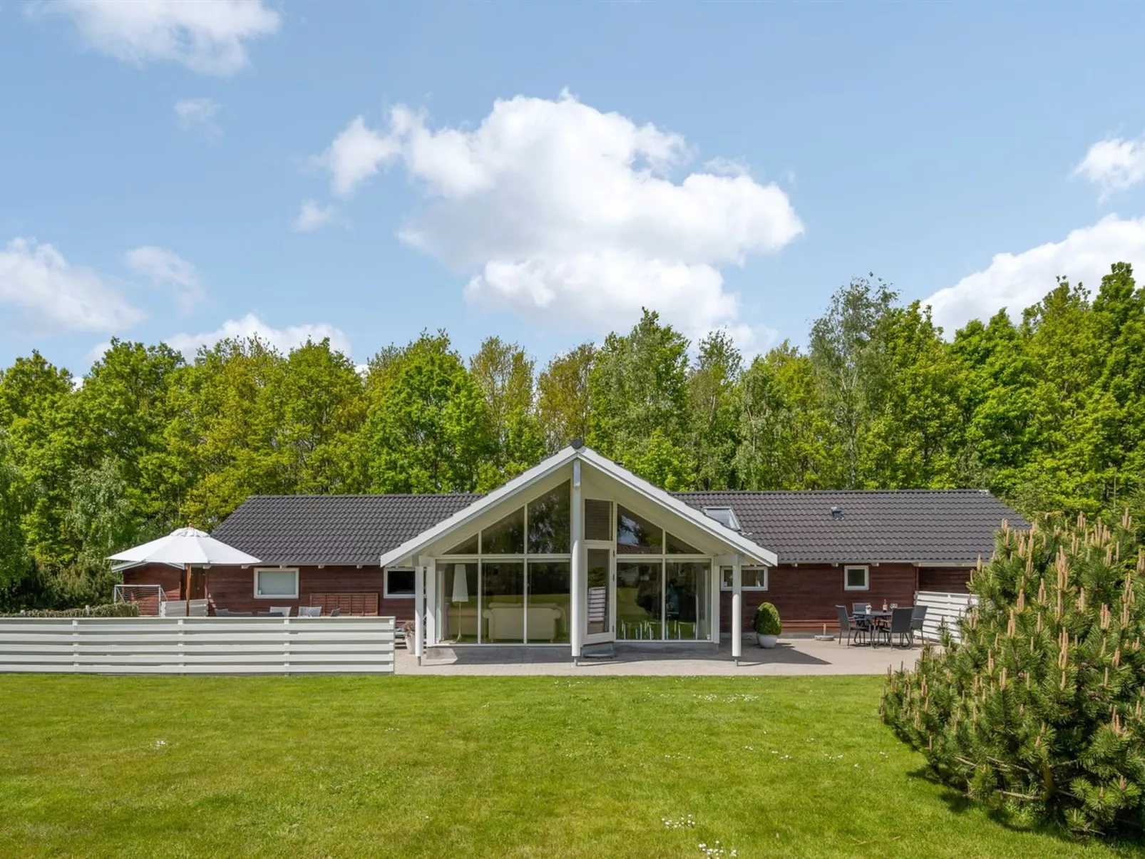 "Tialda" - 1.3km from the sea-Buiten