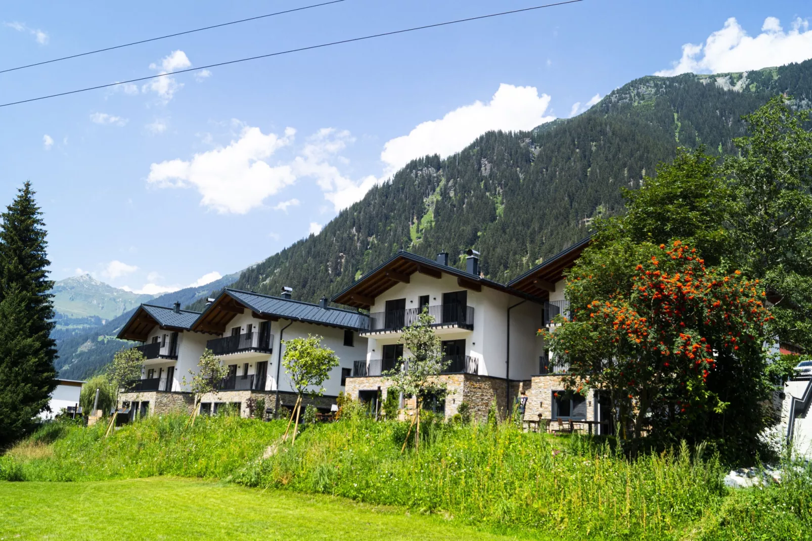 Luxurious Montafon Chalet L 1-Buitenkant zomer