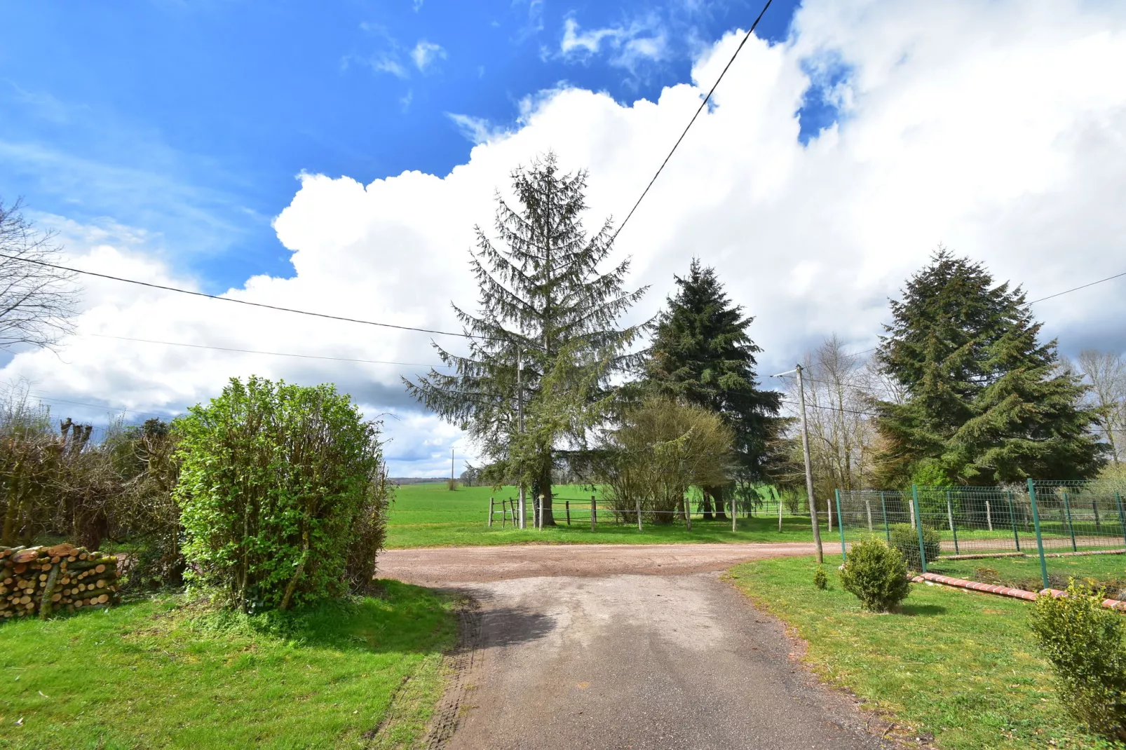 Ferme de Charme Bourgogne 15 pers-Gebieden zomer 1km