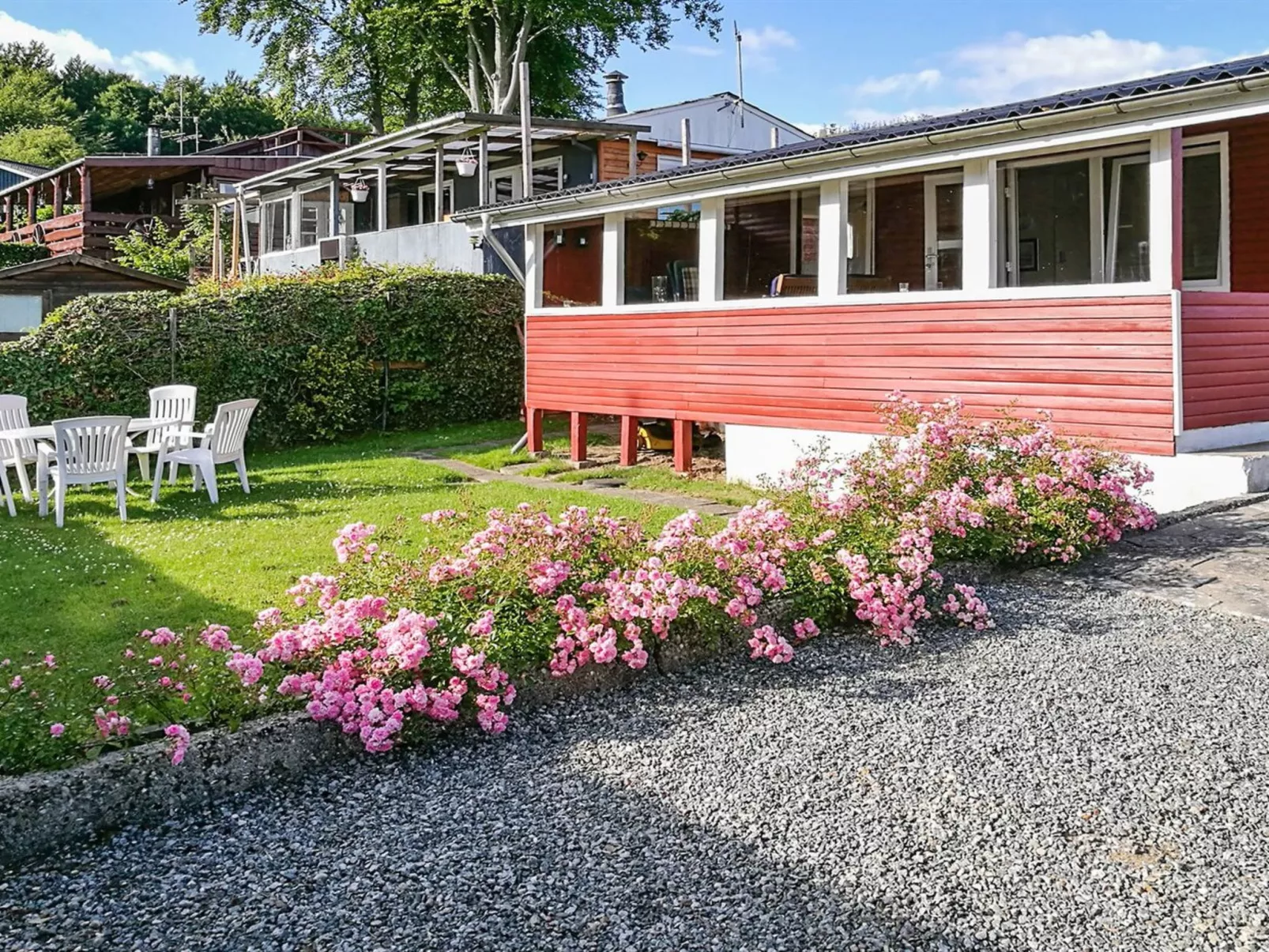 "Star" - 100m from the sea-Buiten