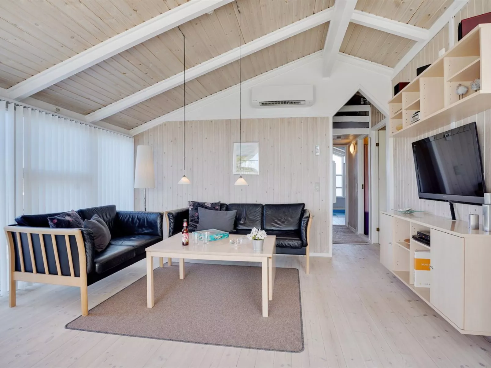 "Galatia" - 500m from the sea-Binnen