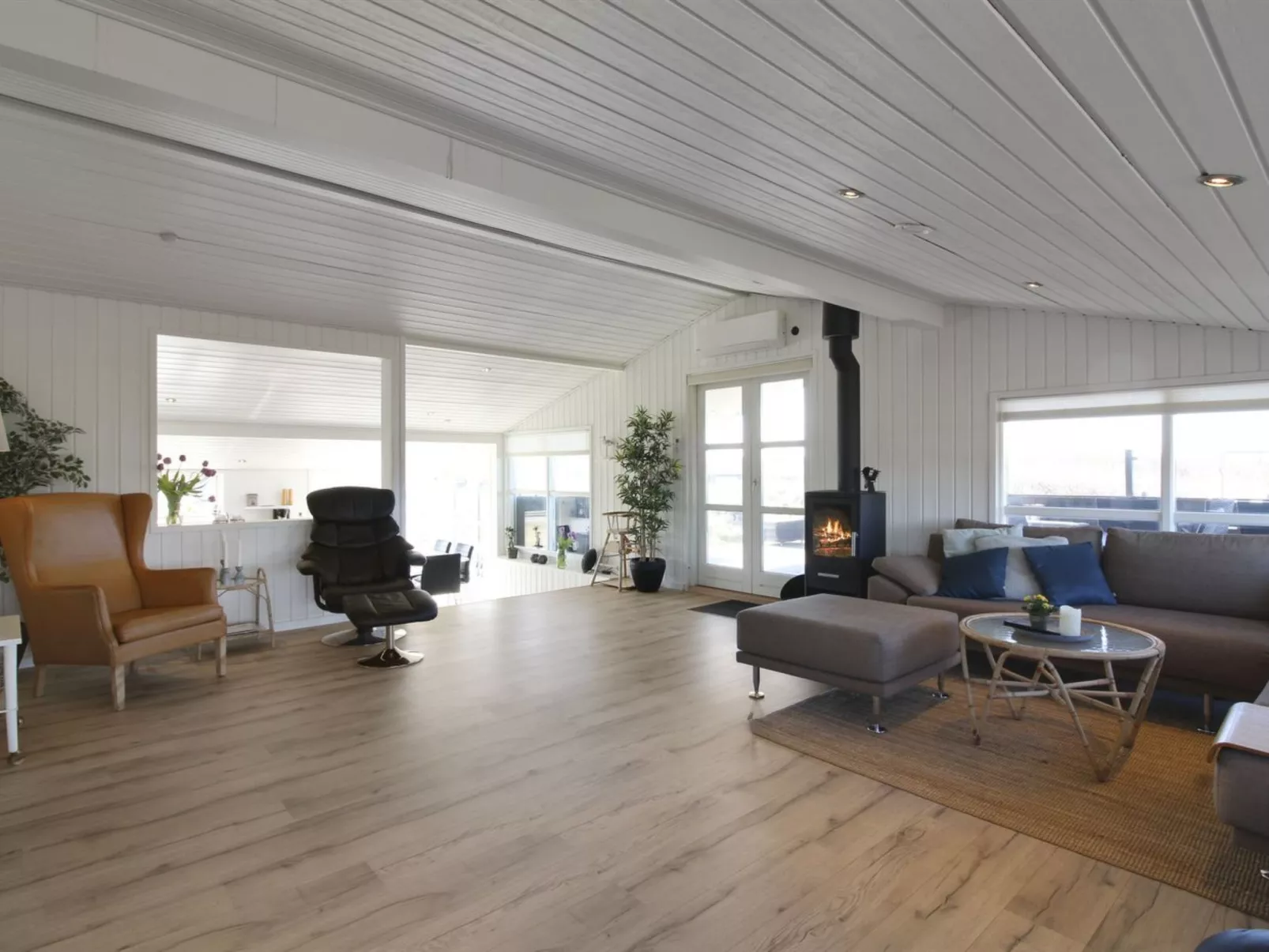 "Bertil" - 400m from the sea-Binnen