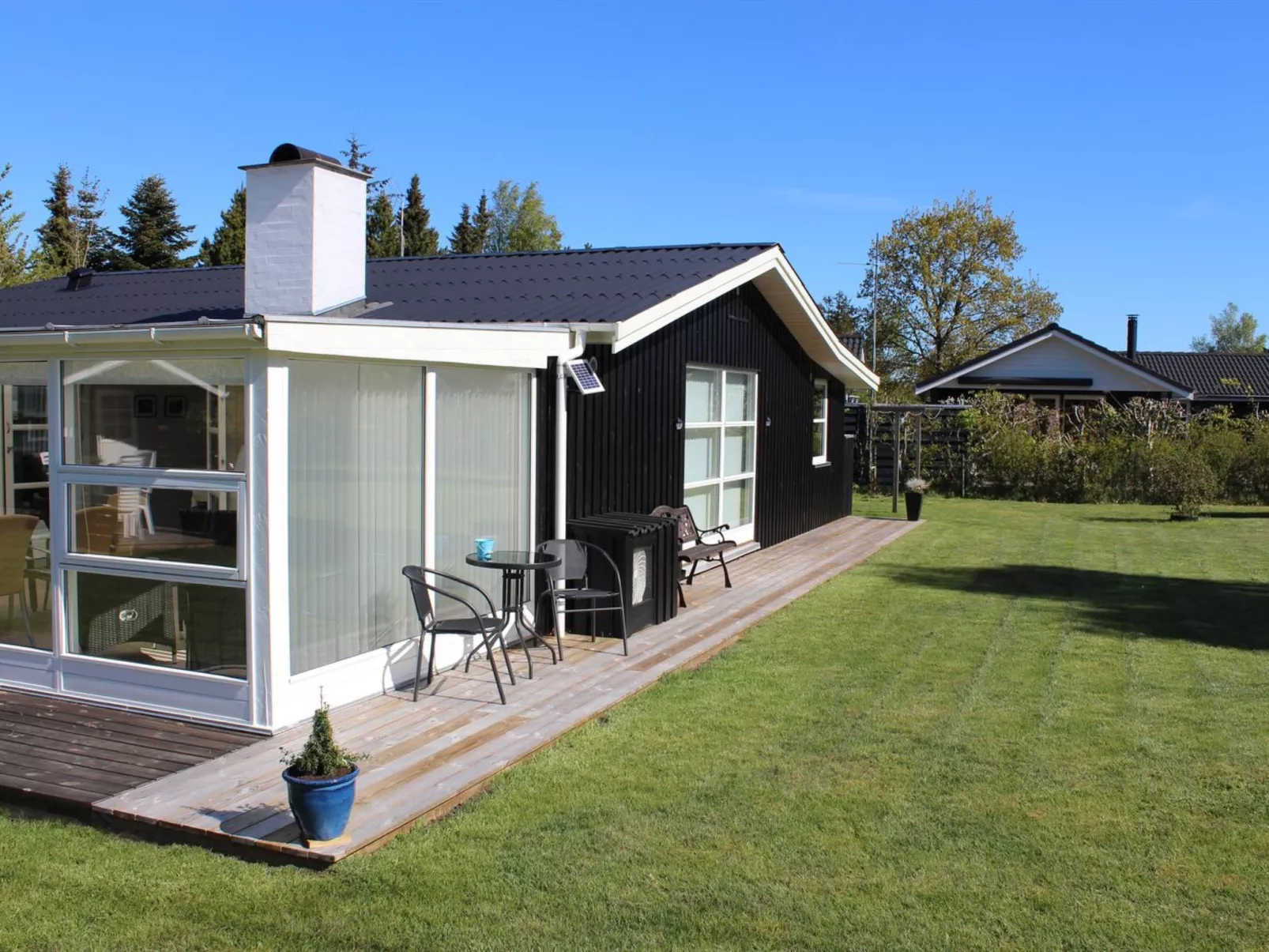 "Mårten" - 750m from the sea-Buiten