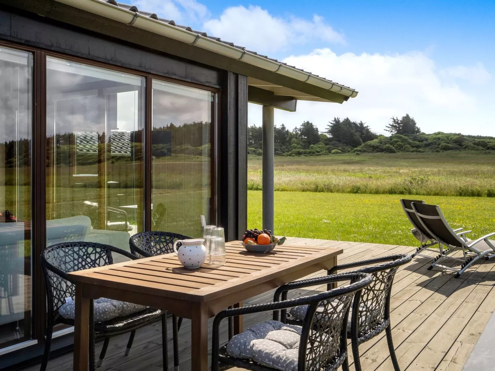 "Marrit" - 600m from the sea-Buiten