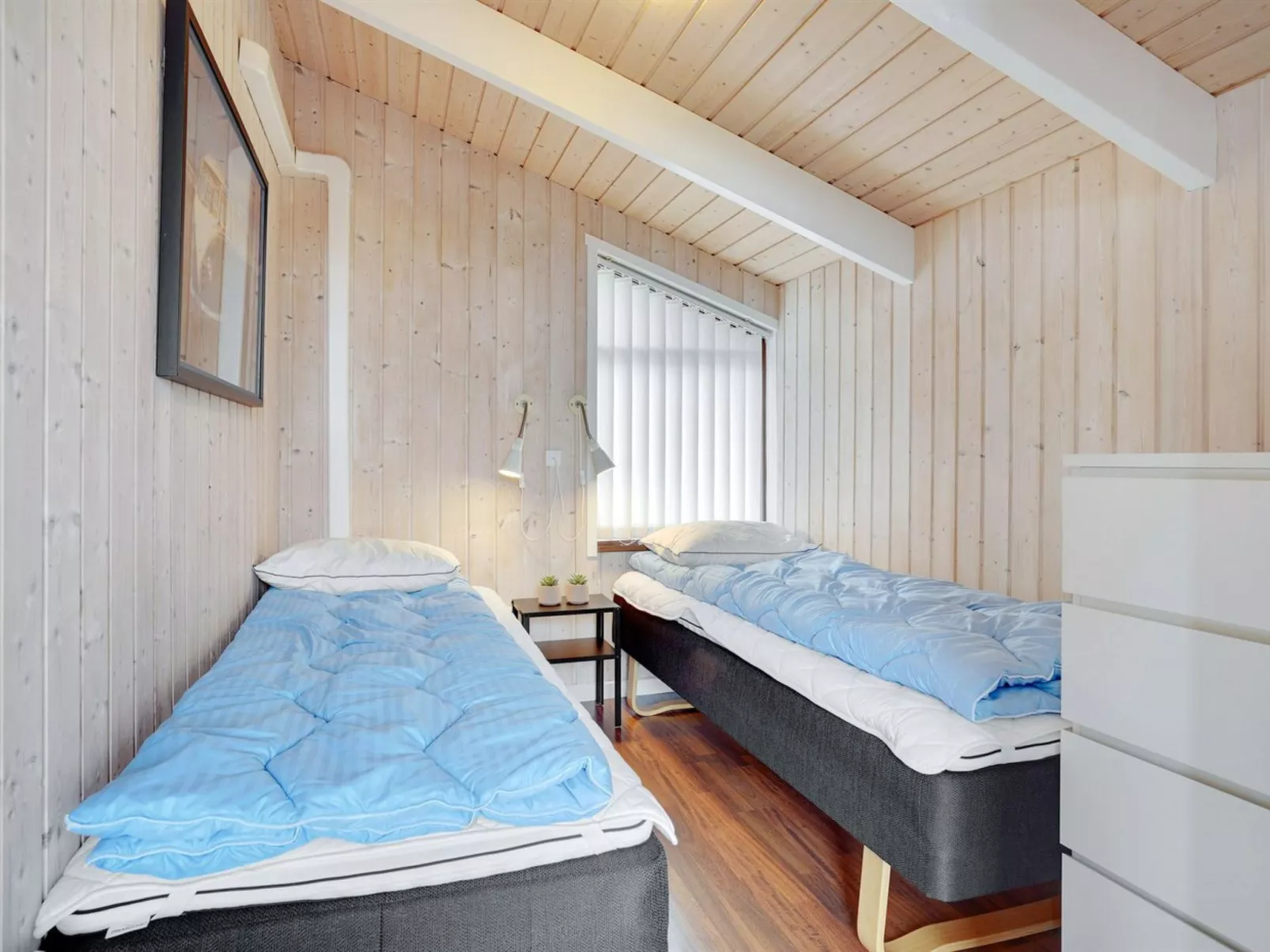"Anniken" - 300m from the sea-Binnen