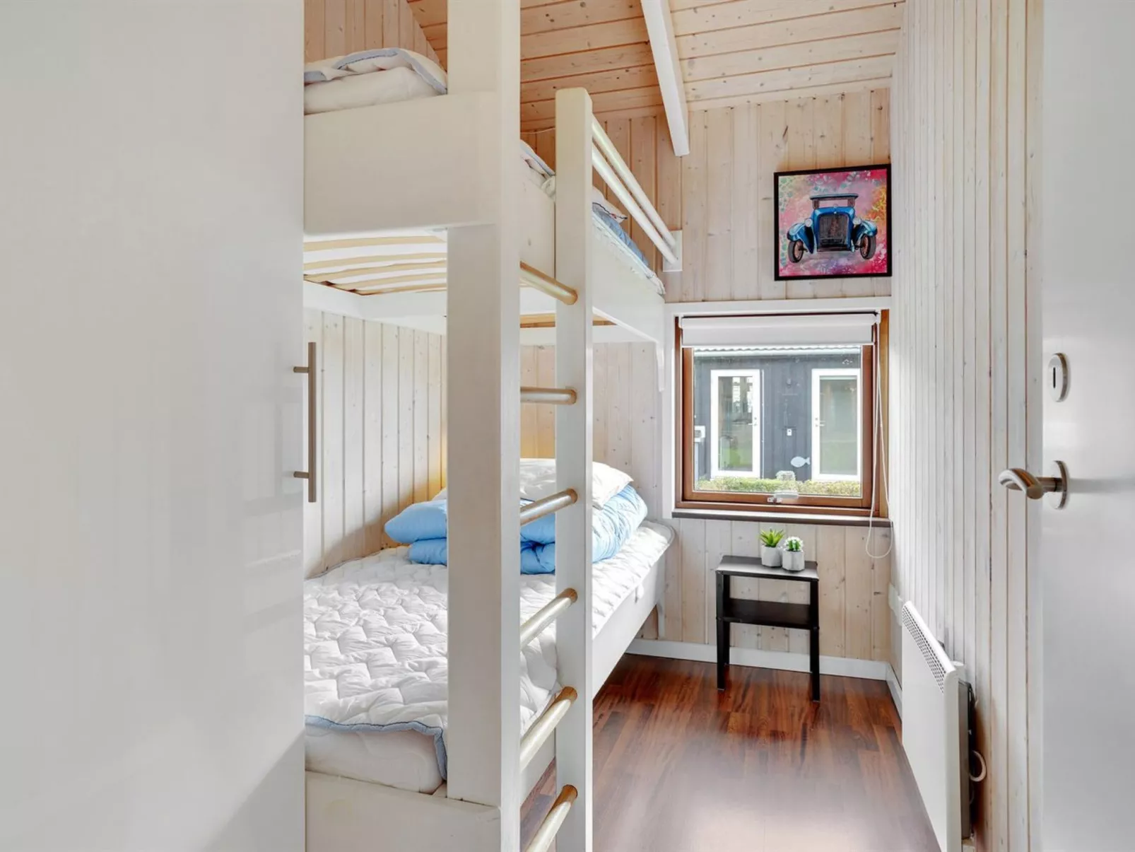 "Anniken" - 300m from the sea-Binnen
