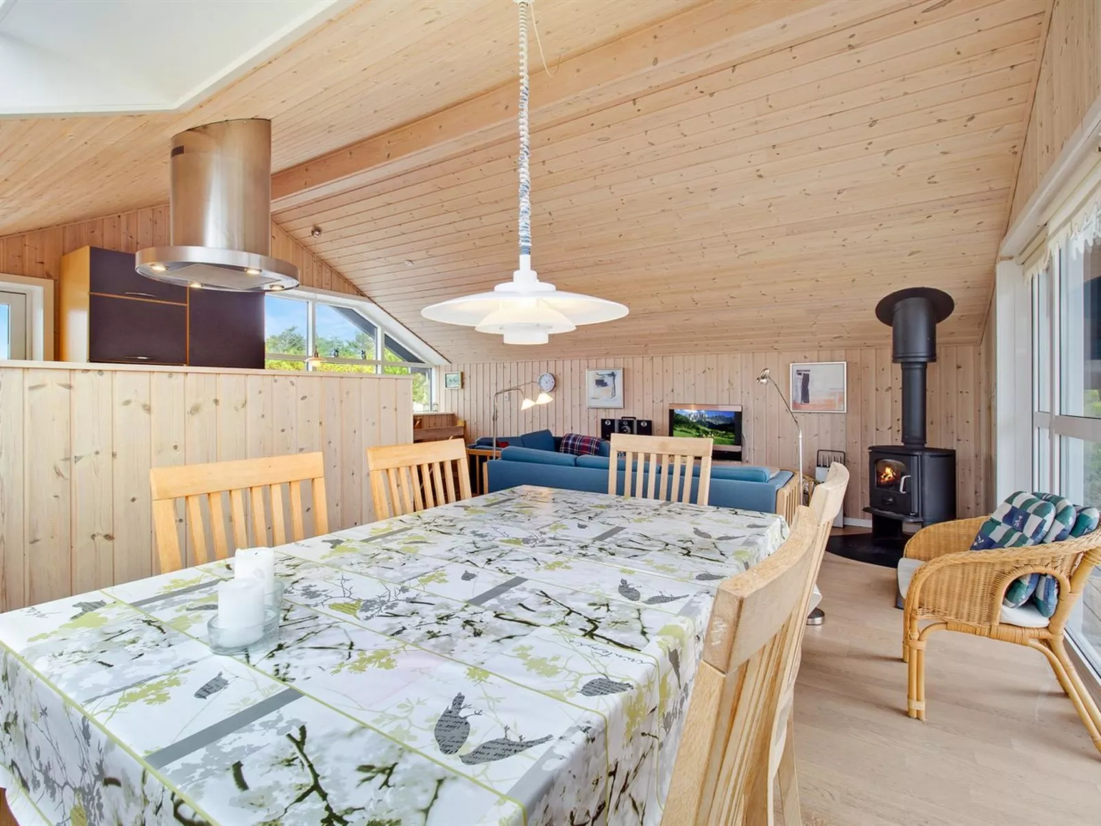 "Viktorija" - 800m from the sea-Binnen
