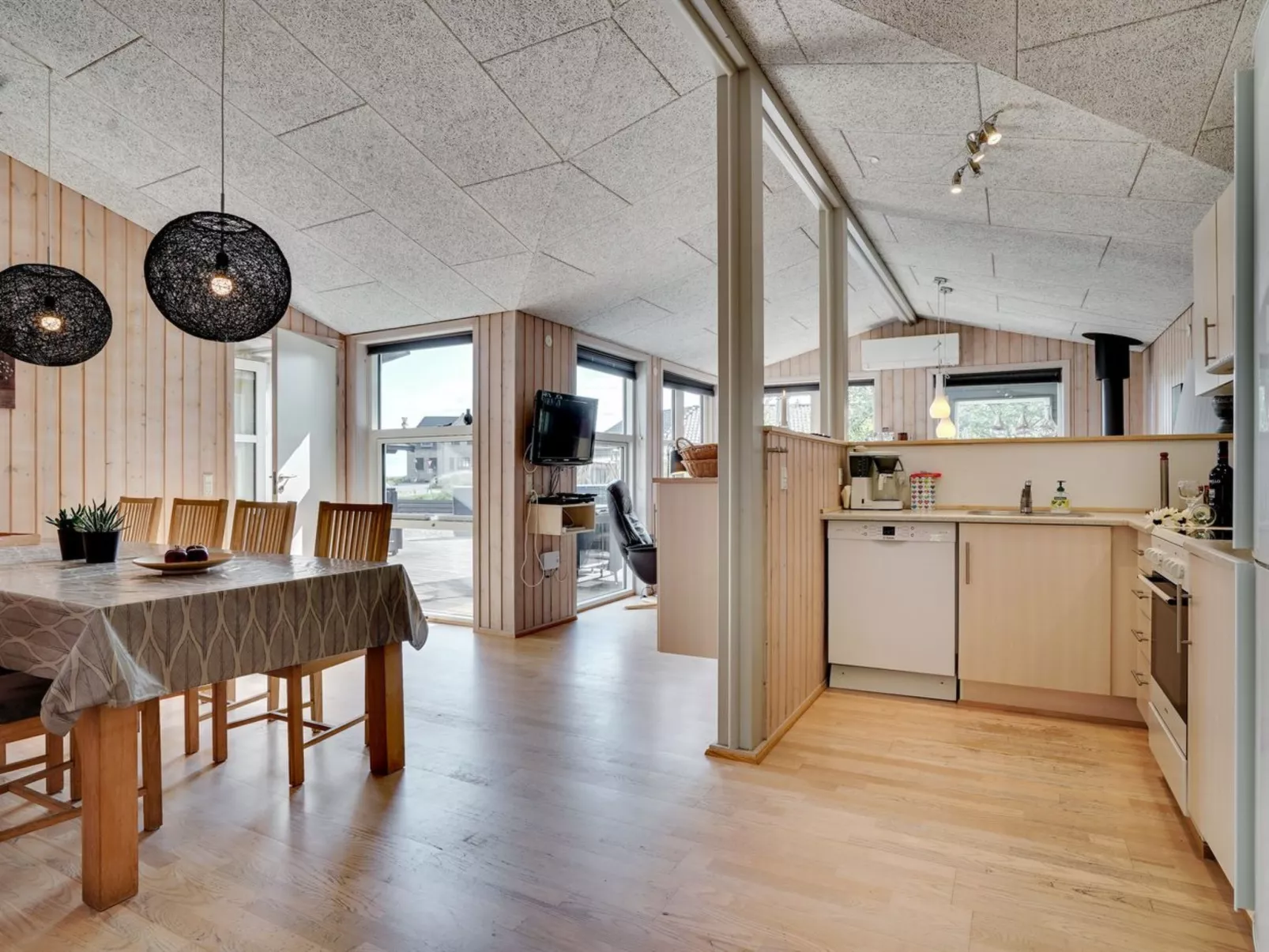 "Omar" - 1.0km from the sea-Binnen