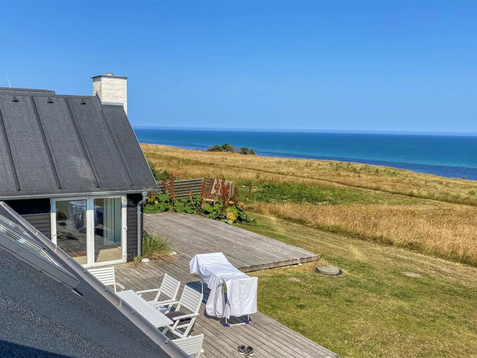 "Alkmar" - 75m from the sea-Buiten