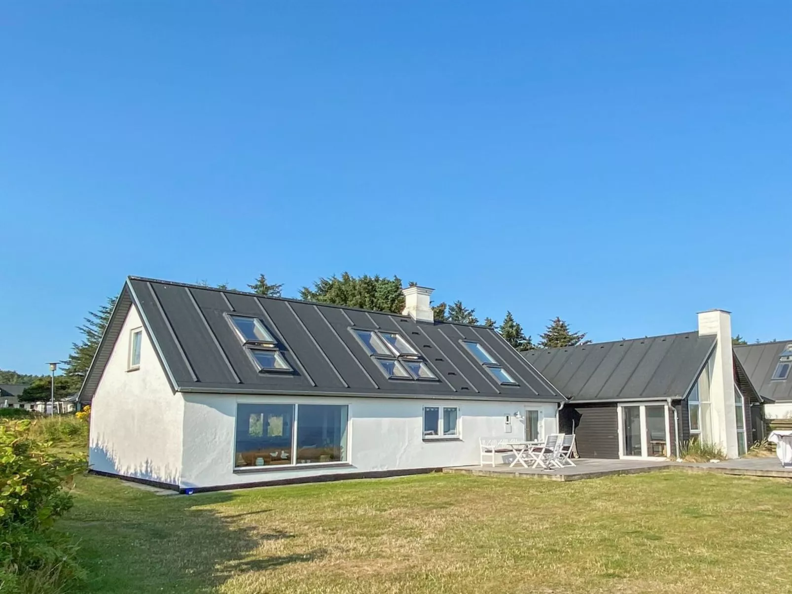 "Alkmar" - 75m from the sea-Buiten