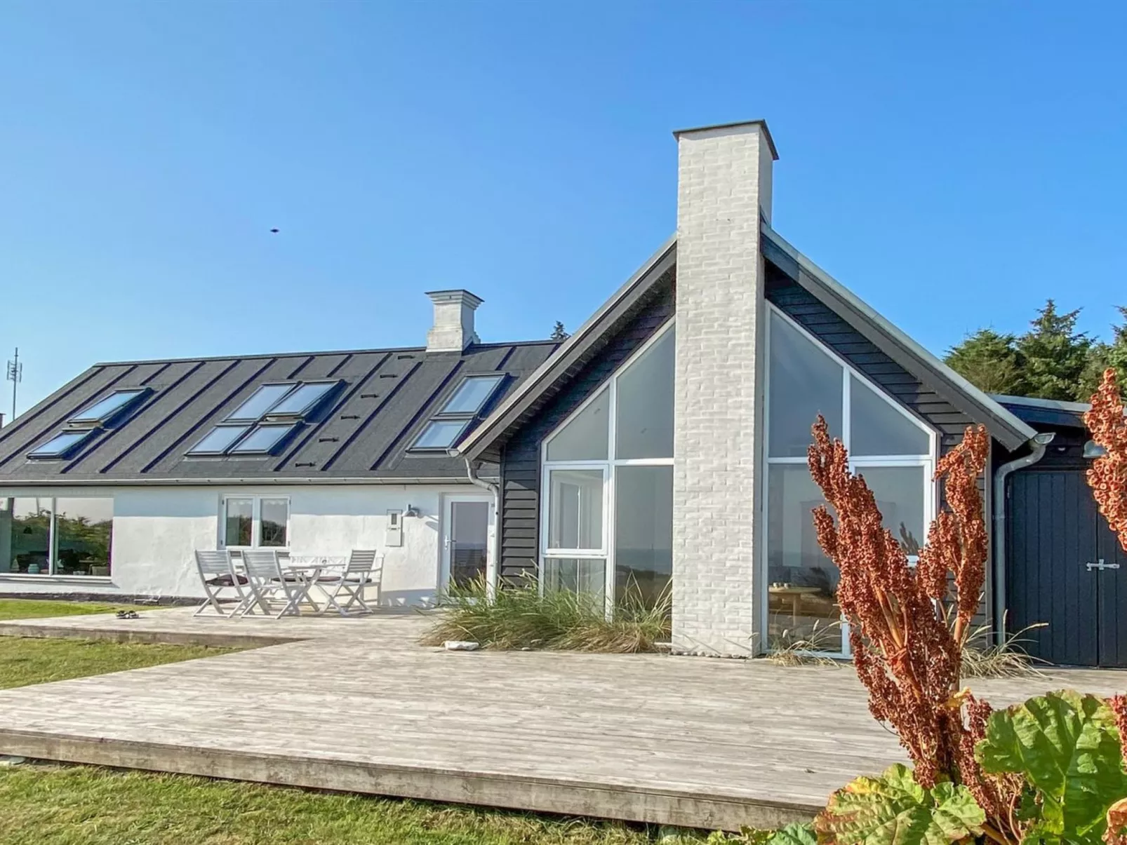 "Alkmar" - 75m from the sea-Buiten