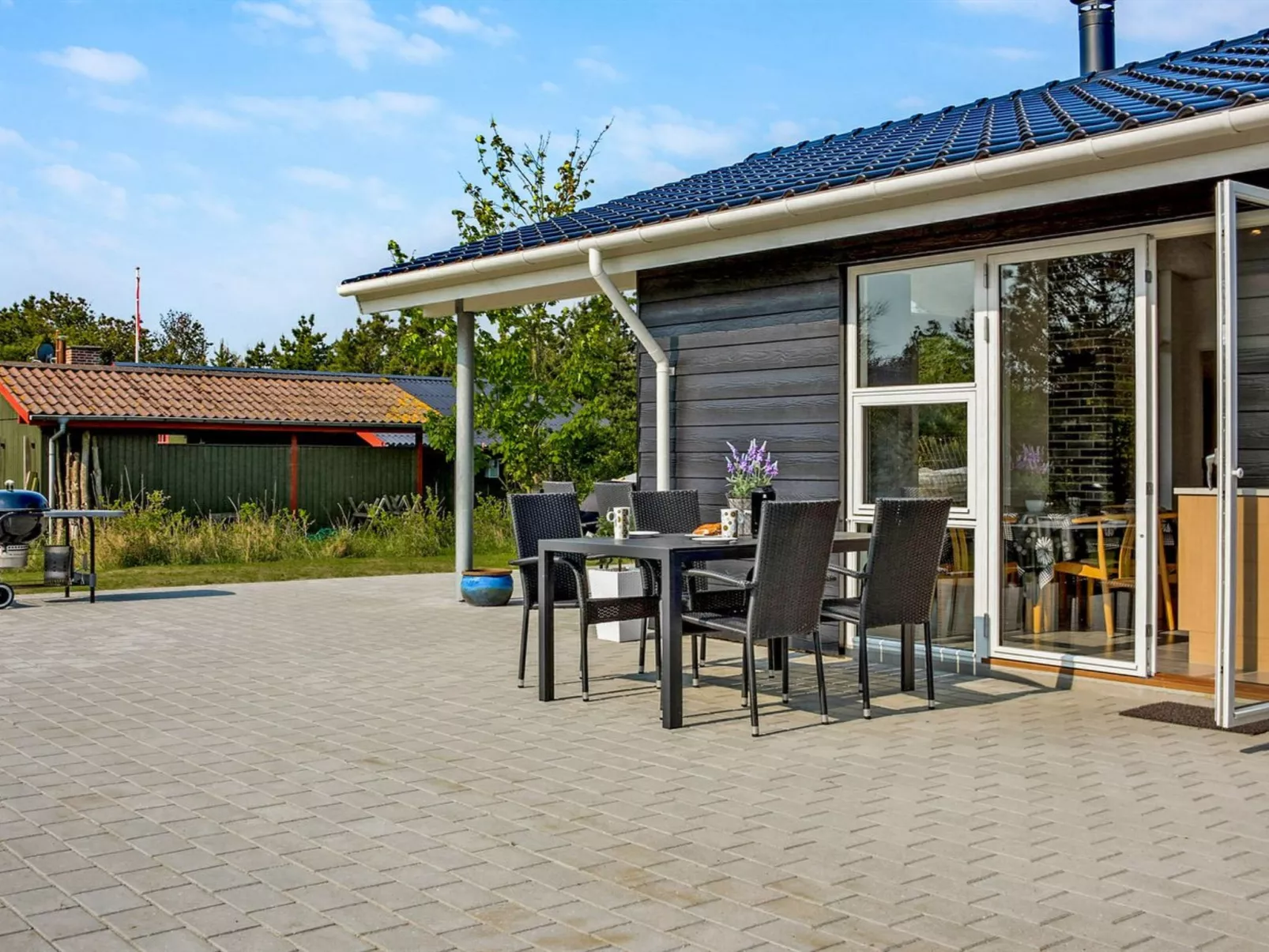 "Stacey" - 800m from the sea-Buiten