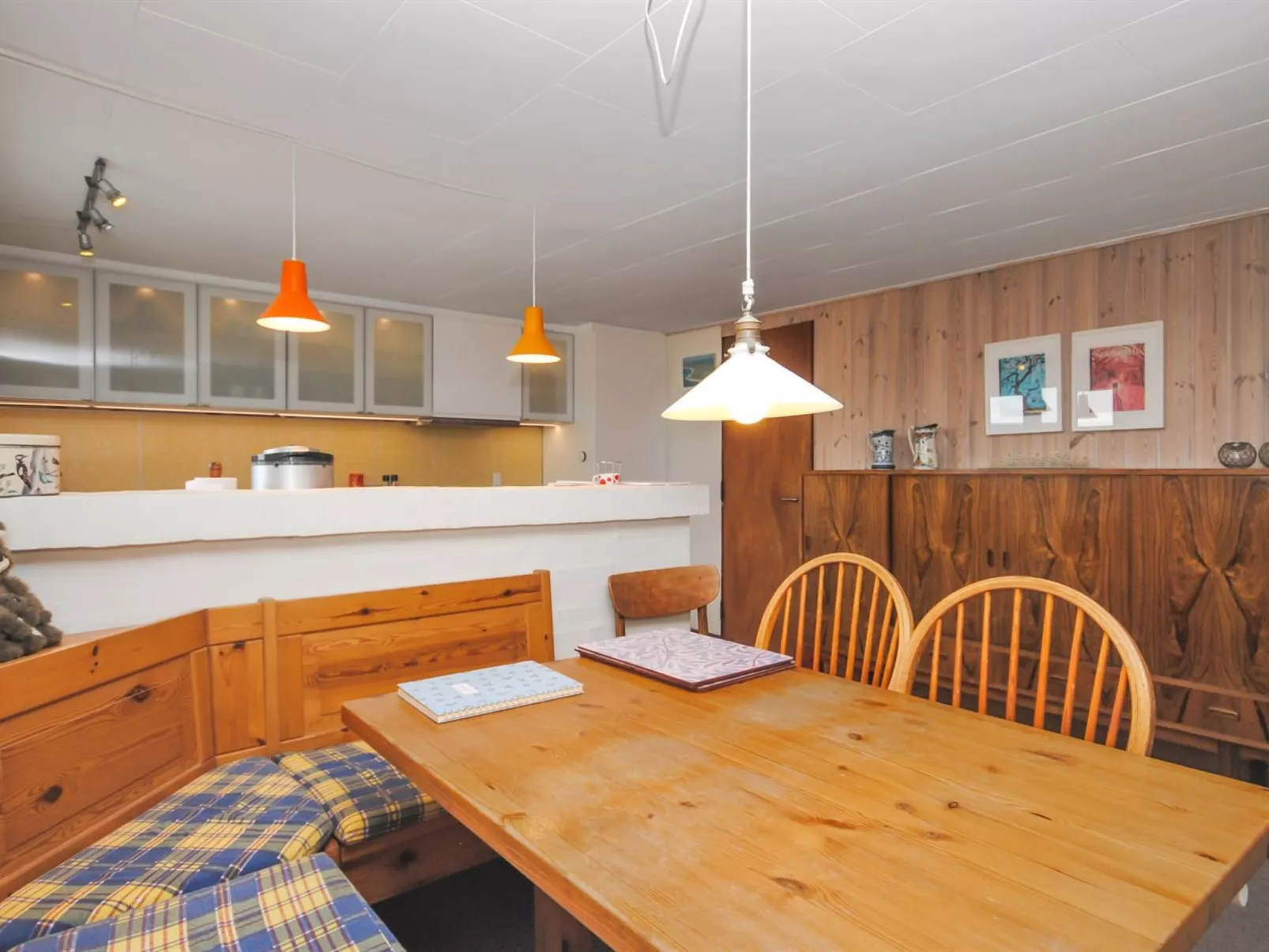 "Avelin" - 800m from the sea-Binnen