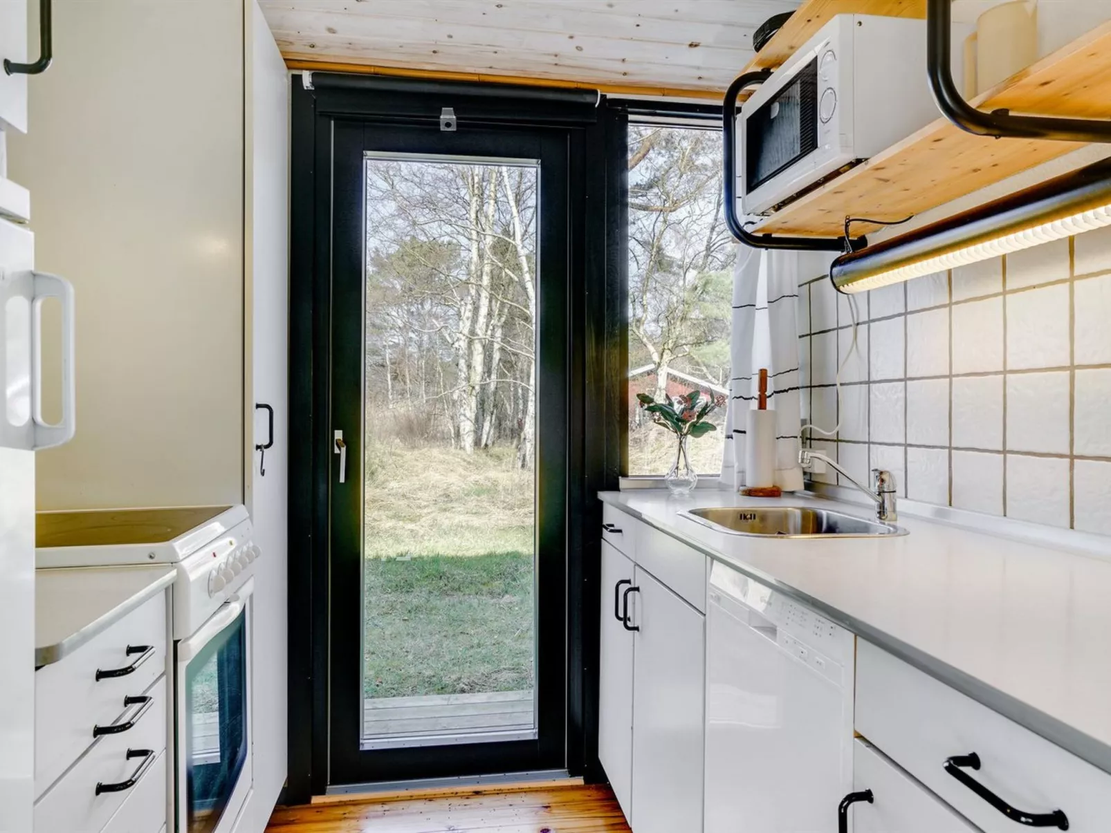 "Shayene" - 2.5km from the sea-Binnen