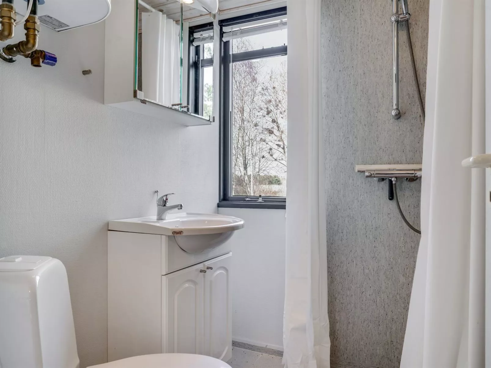 "Shayene" - 2.5km from the sea-Binnen