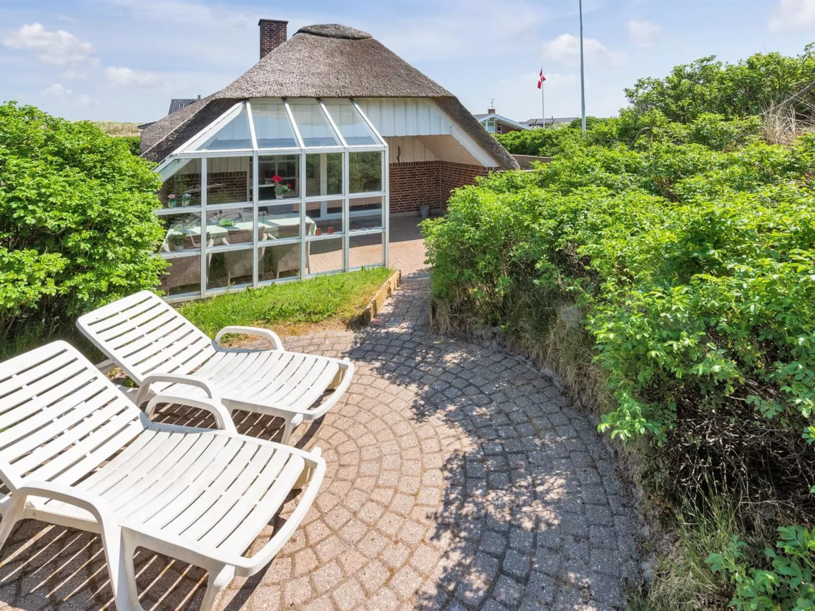"Pia" - 400m from the sea-Buiten