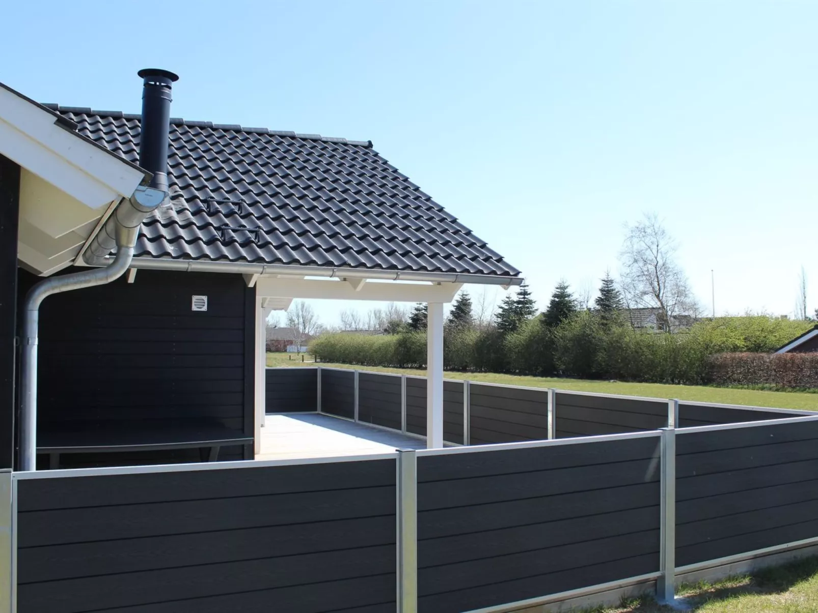 "Gertrude" - 1.1km to the inlet-Buiten