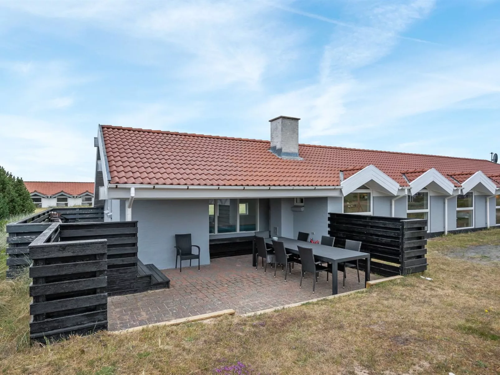 "Luzy" - 600m from the sea-Buiten