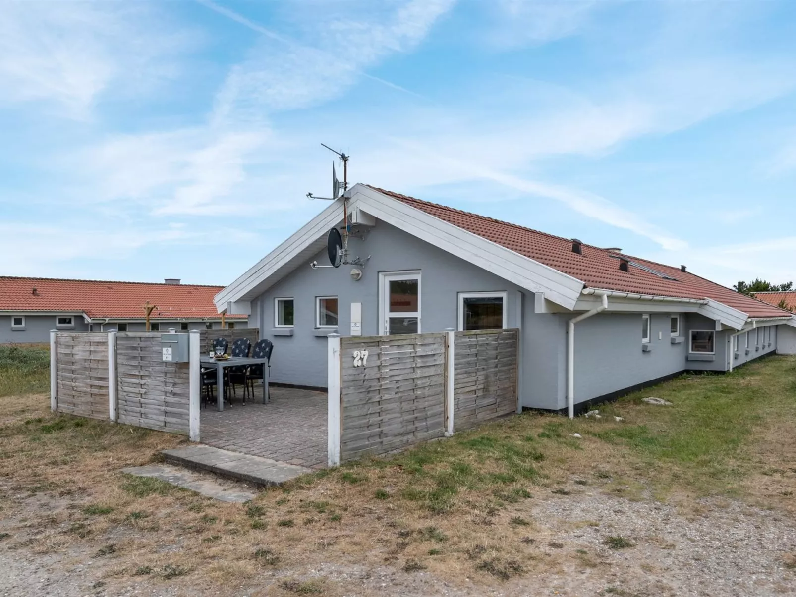 "Luzy" - 600m from the sea-Buiten