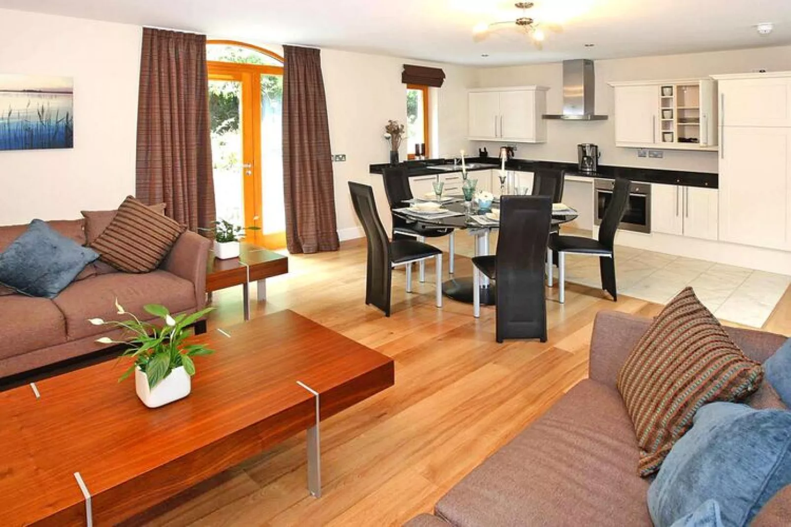 Semi-detached villa at The Woodland Villas Parknasilla Resort Sneem Co Kerry-Woonkamer