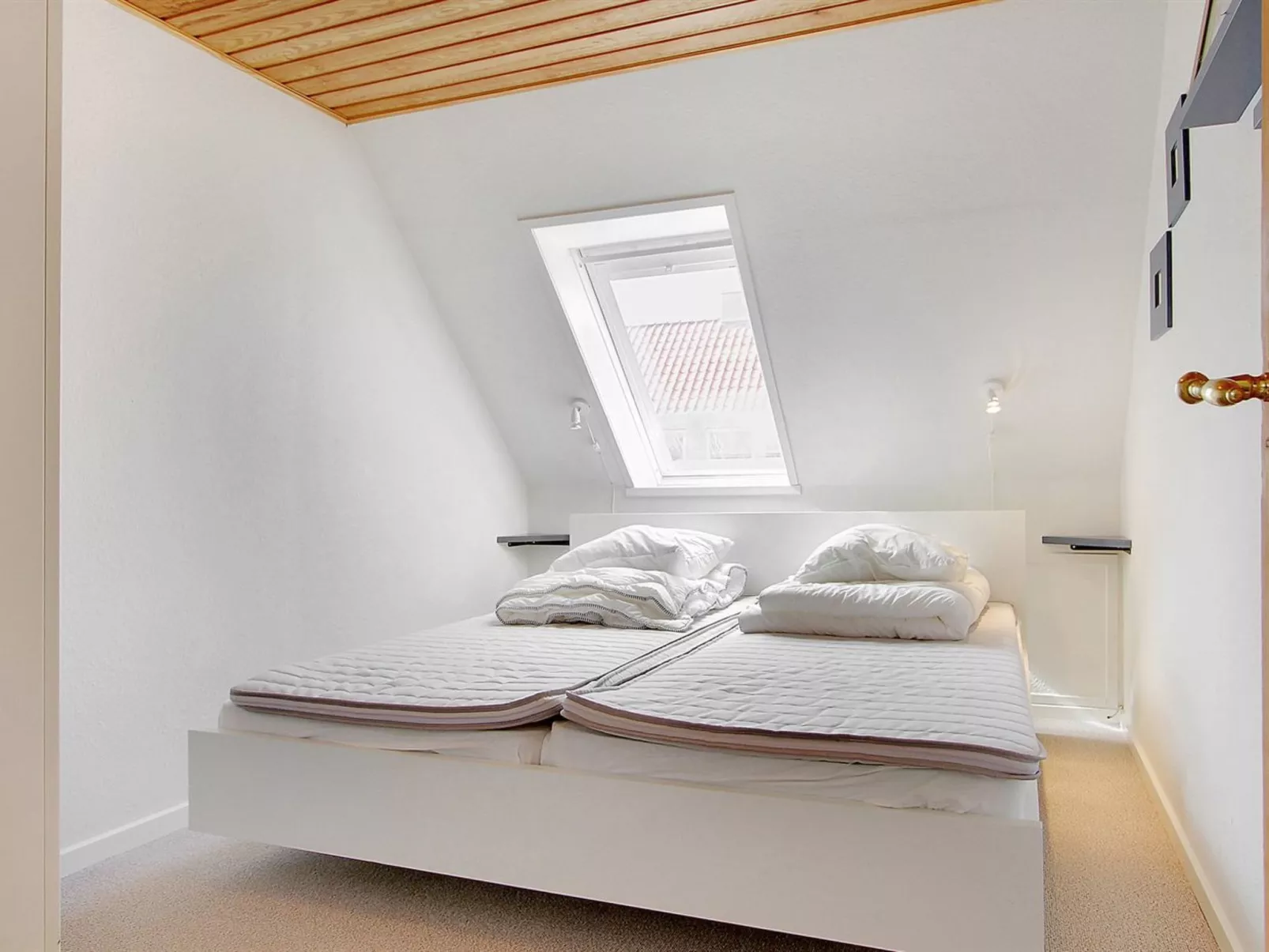 "Minte" - 450m from the sea-Binnen