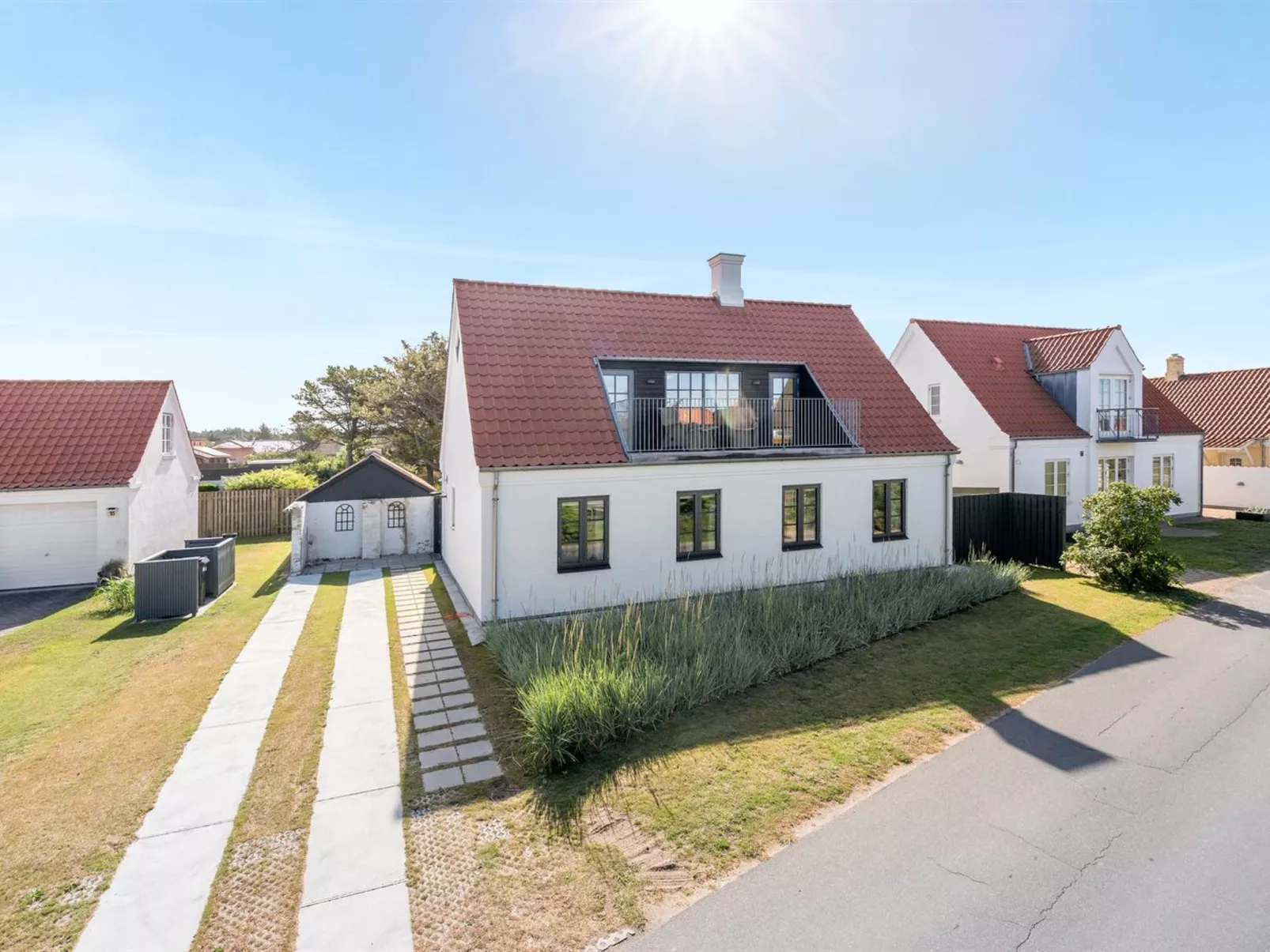"Shiva" - 300m from the sea-Buiten