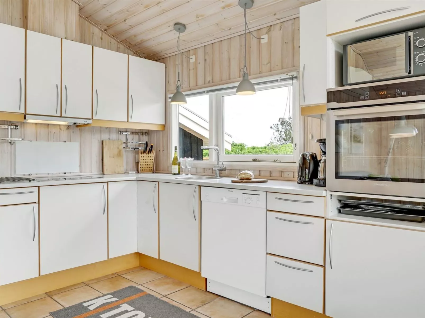 "Arkil" - 300m from the sea-Binnen