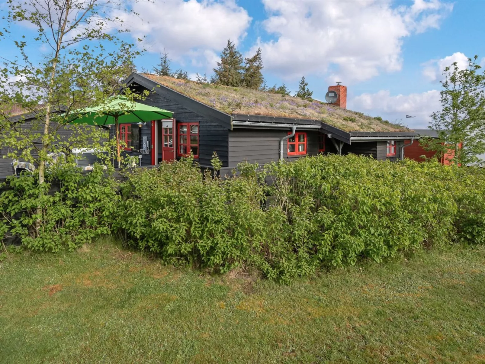 "Kosti" - 100m to the inlet-Buiten