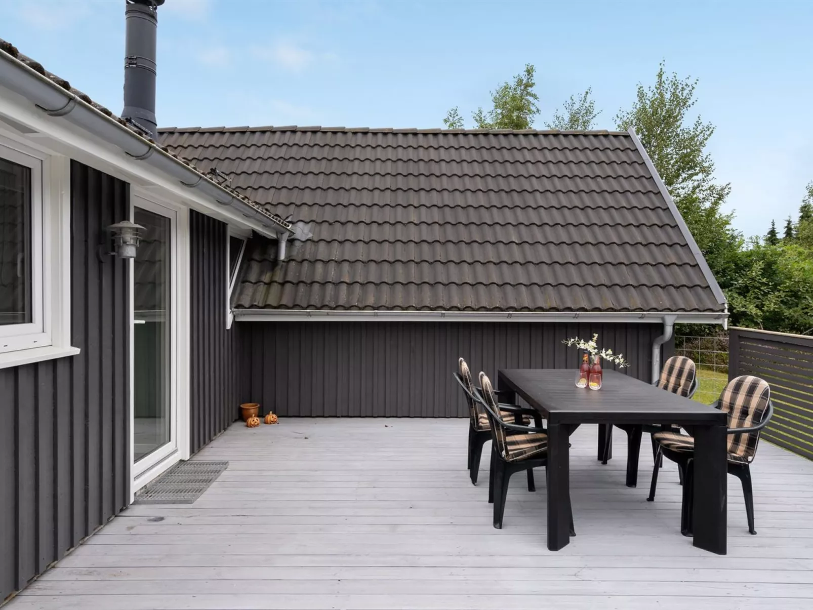 "Inka" - 750m from the sea-Buiten