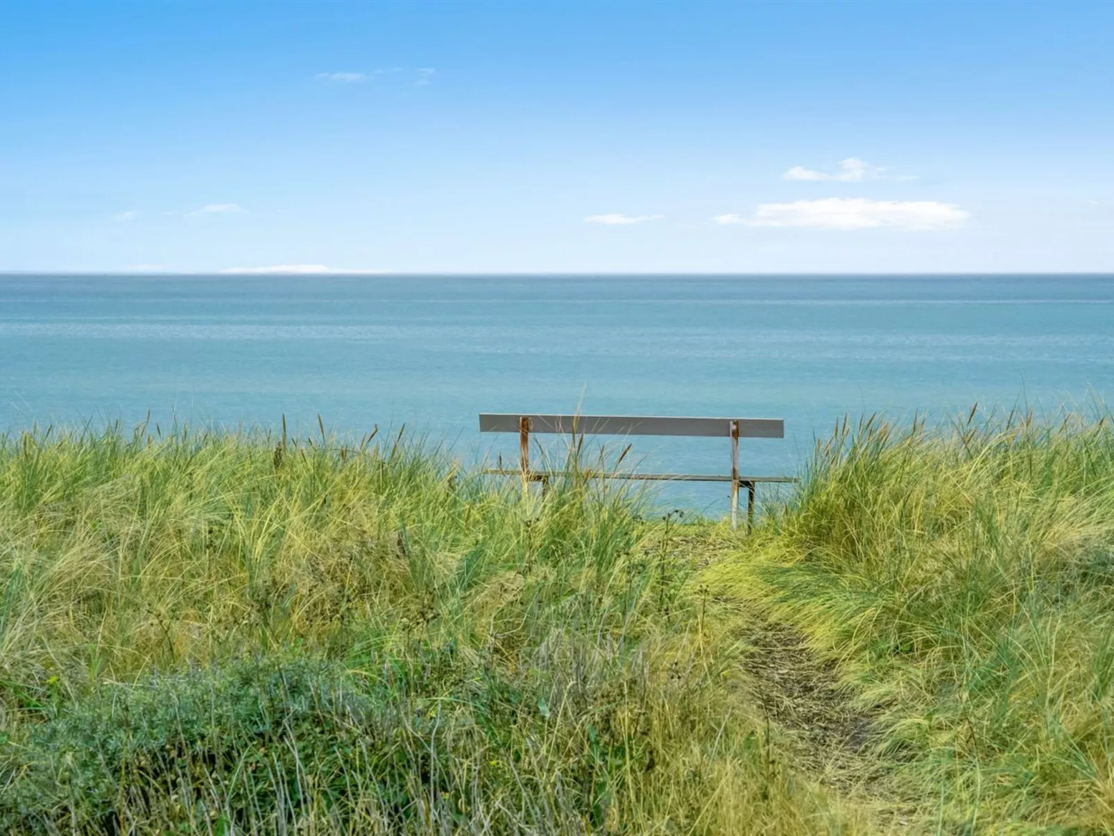 "Gilbert" - 96m from the sea-Buiten