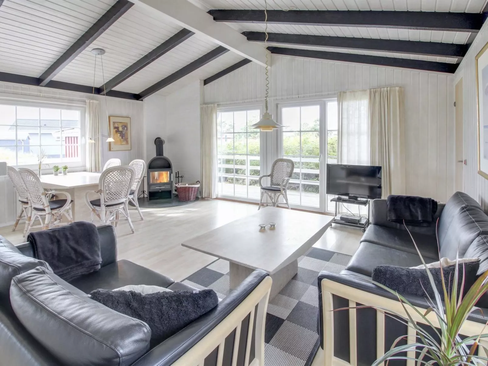 "Kalf" - 400m from the sea-Binnen