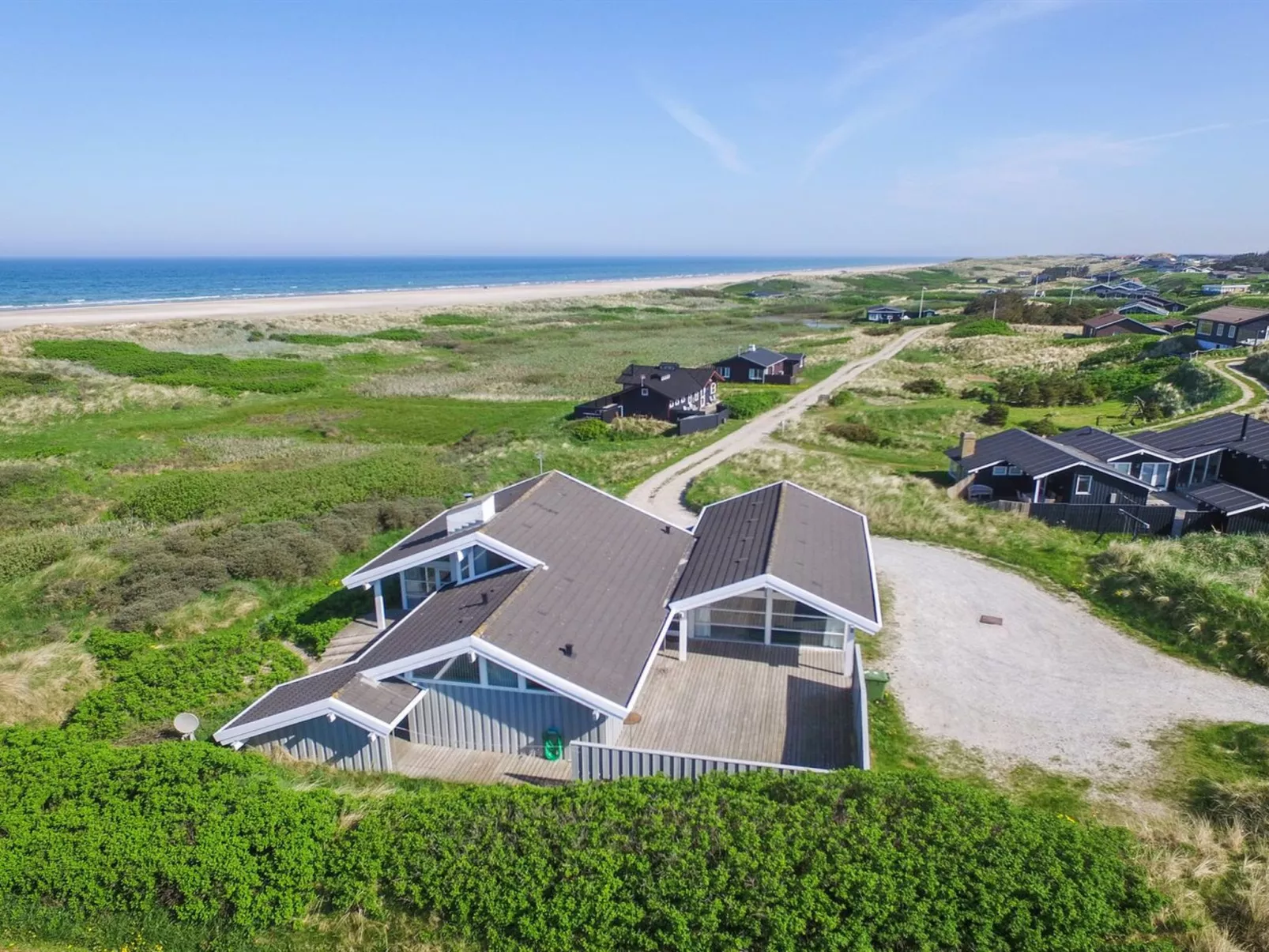 "Anne" - 100m from the sea-Buiten