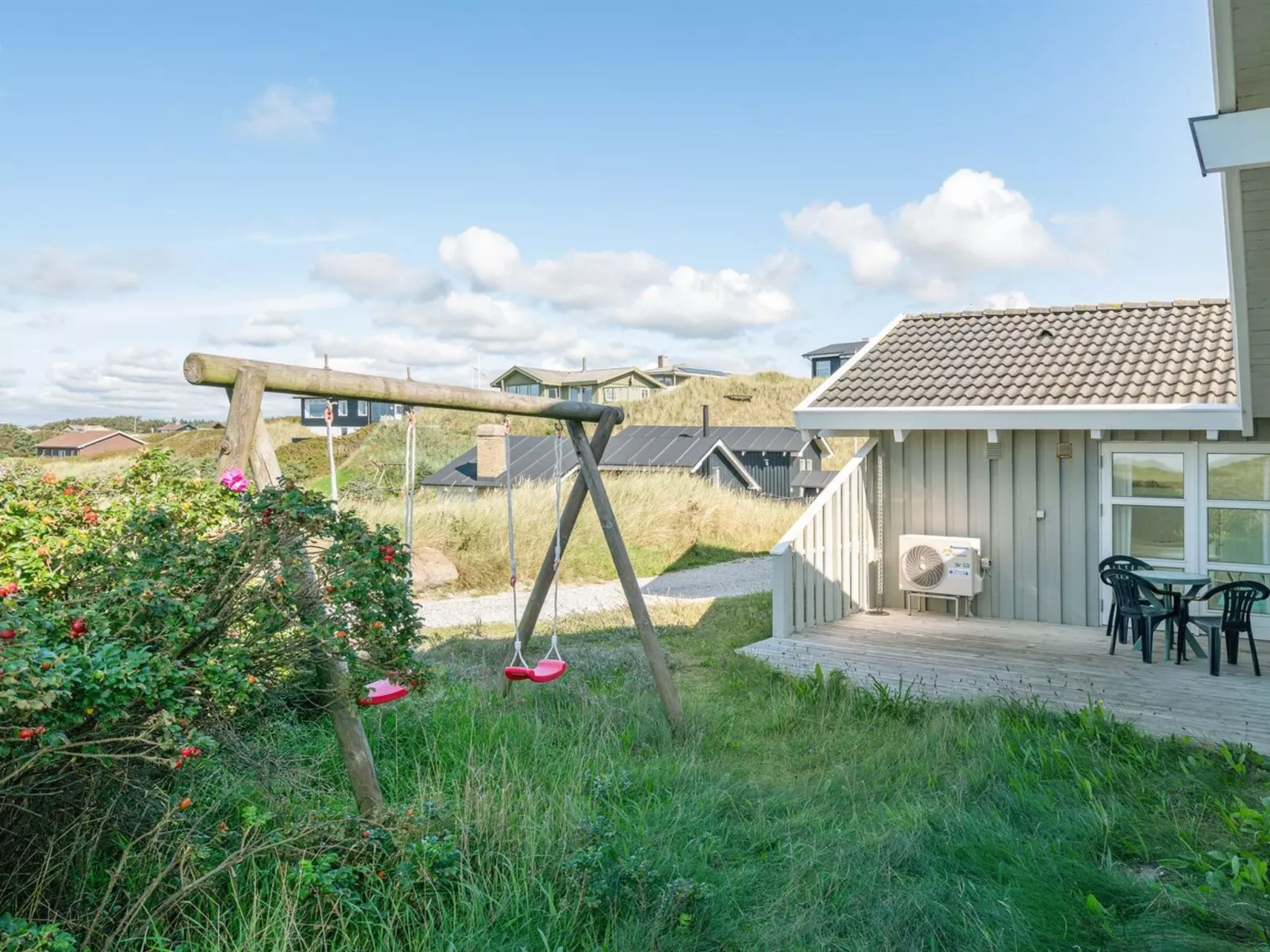 "Anne" - 100m from the sea-Buiten