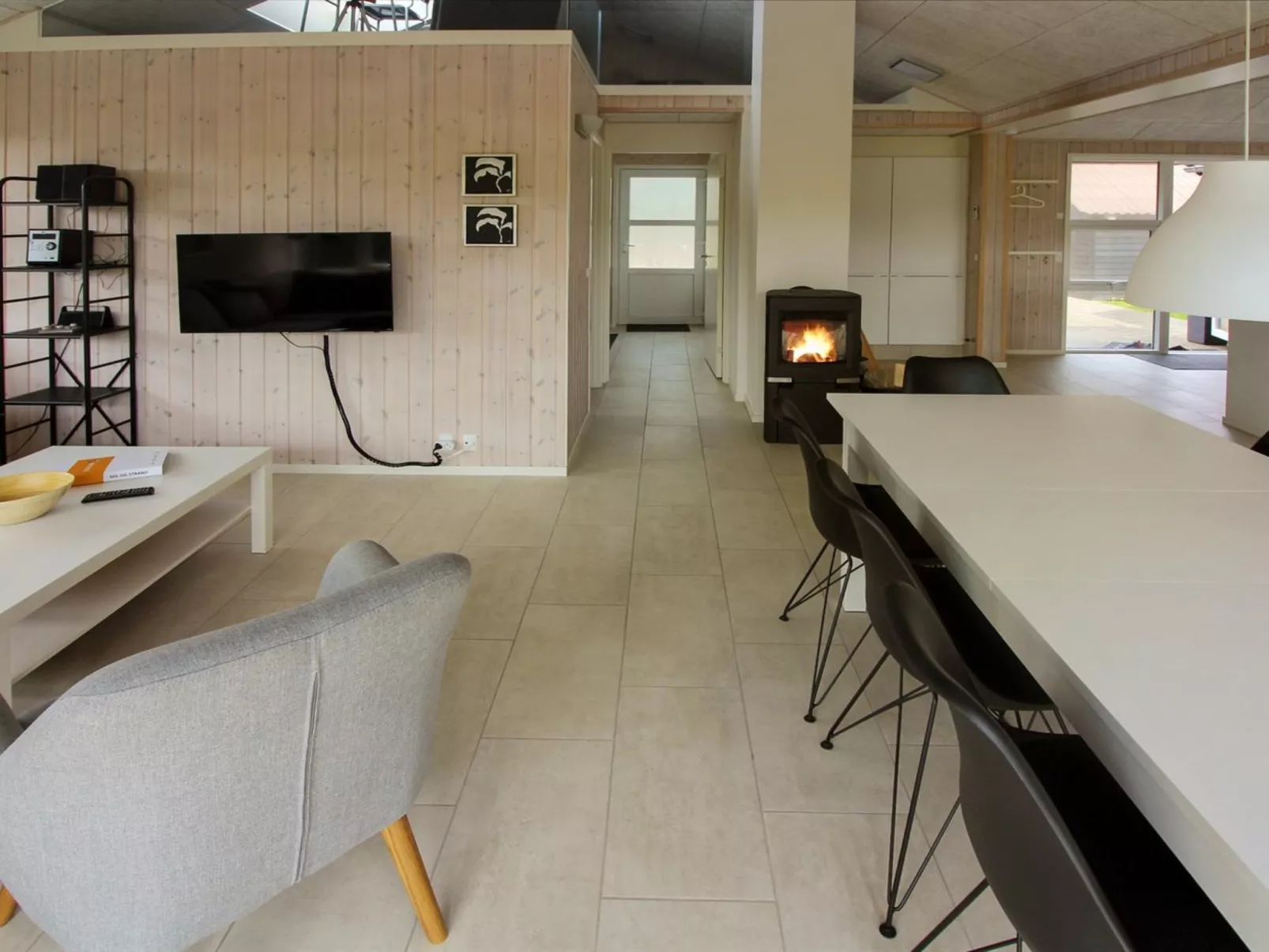 "Alfuin" - 500m from the sea-Binnen