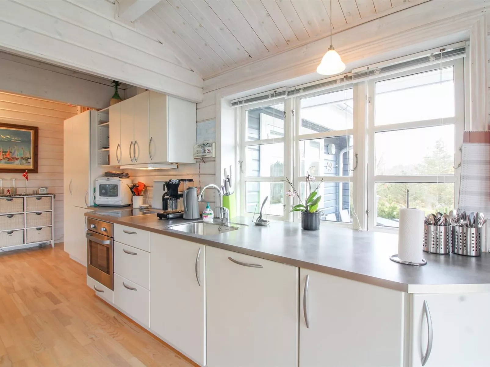 "Mathy" - 900m from the sea-Binnen