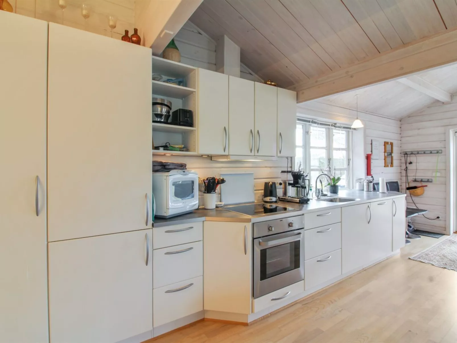 "Mathy" - 900m from the sea-Binnen