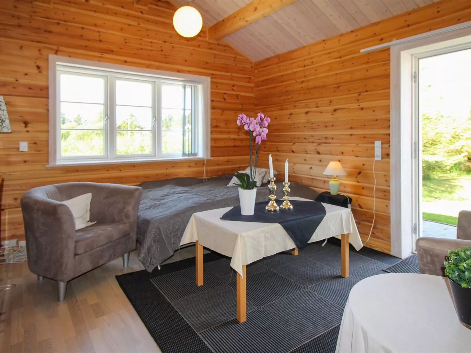 "Mathy" - 900m from the sea-Binnen