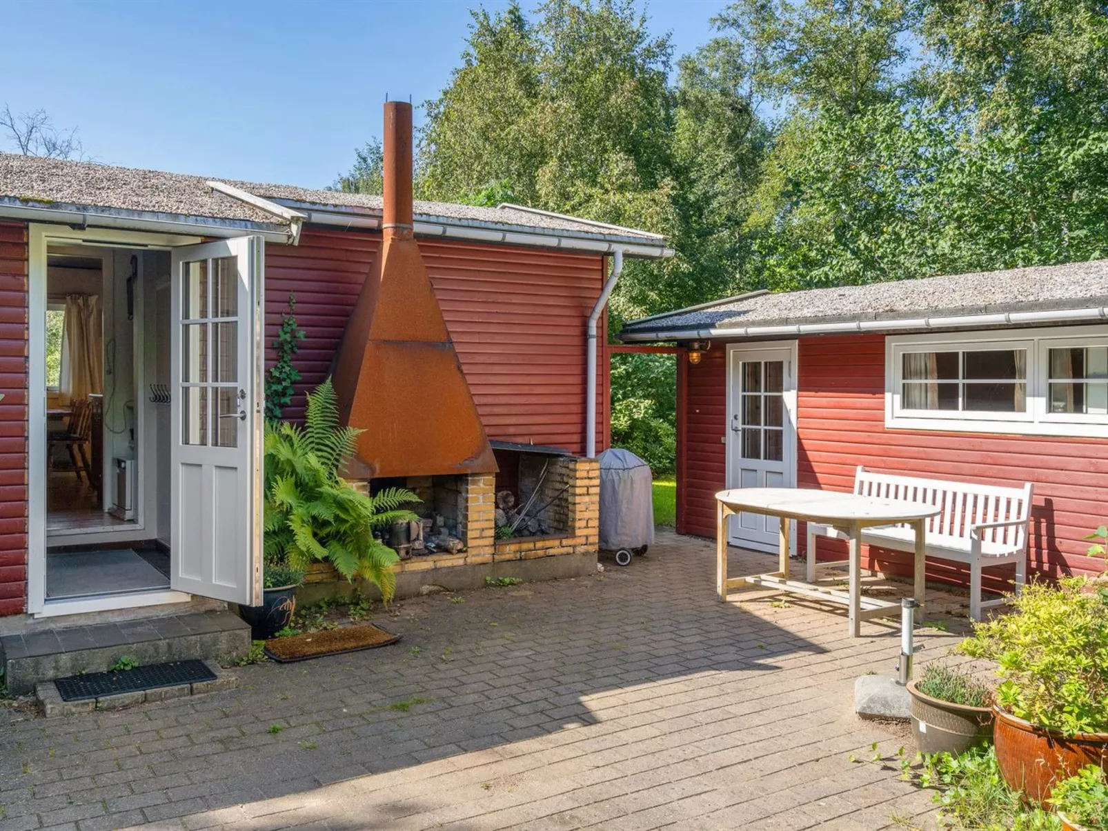 "Rahilka" - 700m from the sea-Buiten