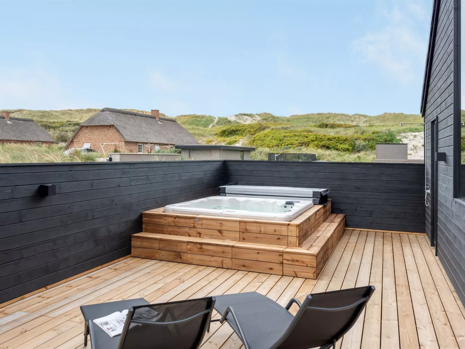 "Nedelka" - 100m from the sea-Buiten