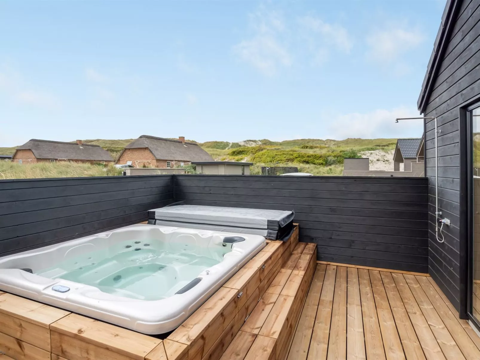"Nedelka" - 100m from the sea-Buiten