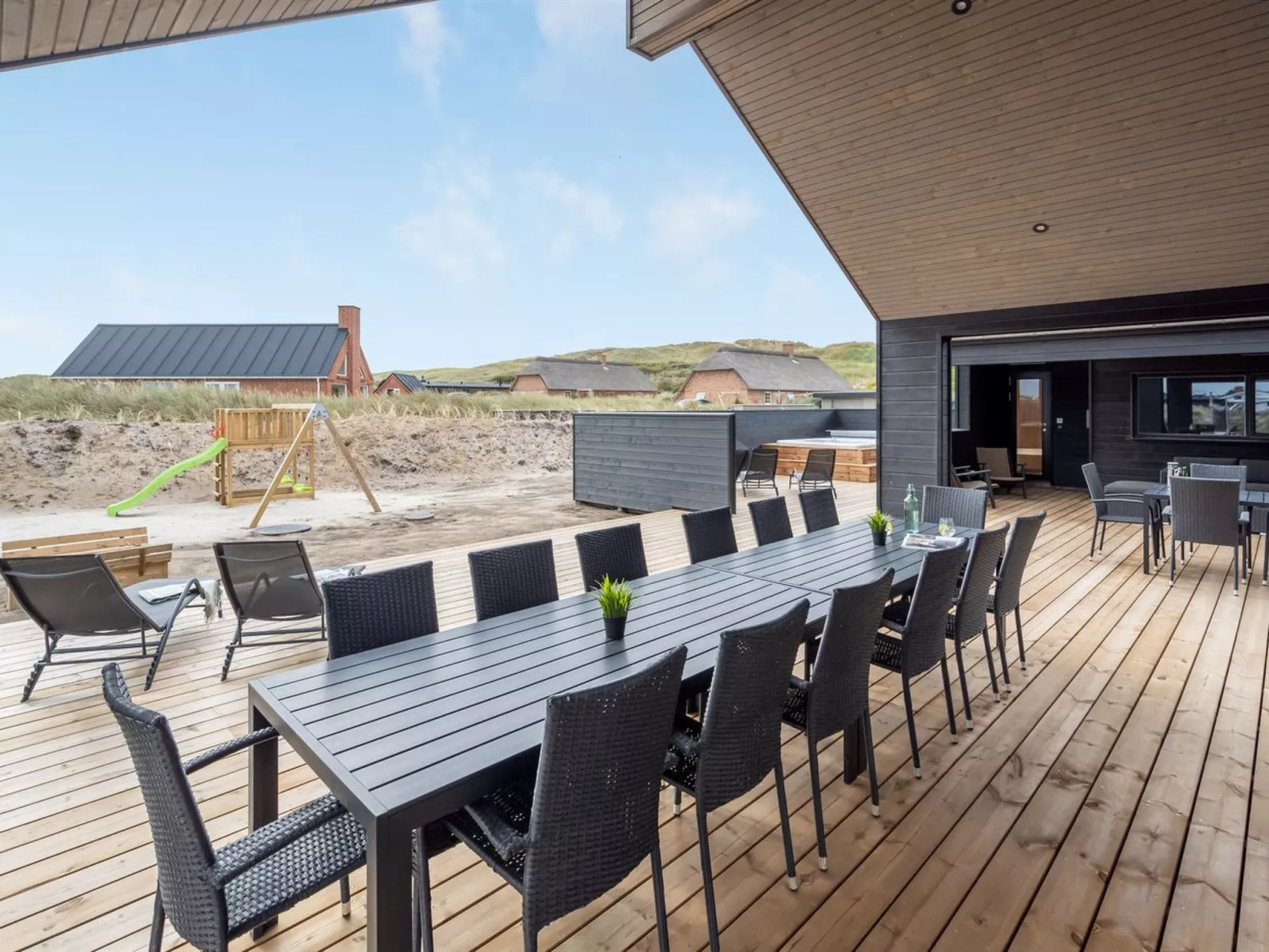 "Nedelka" - 100m from the sea-Buiten