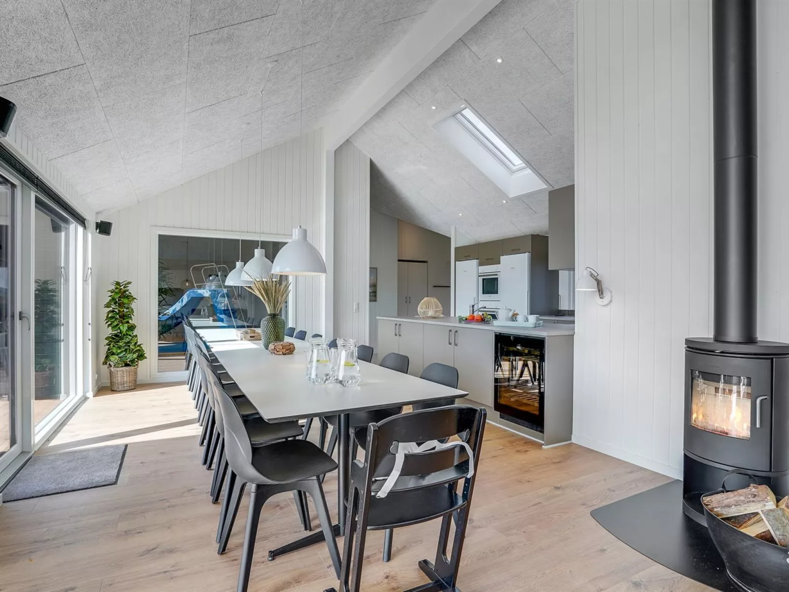 "Nedelka" - 100m from the sea-Binnen