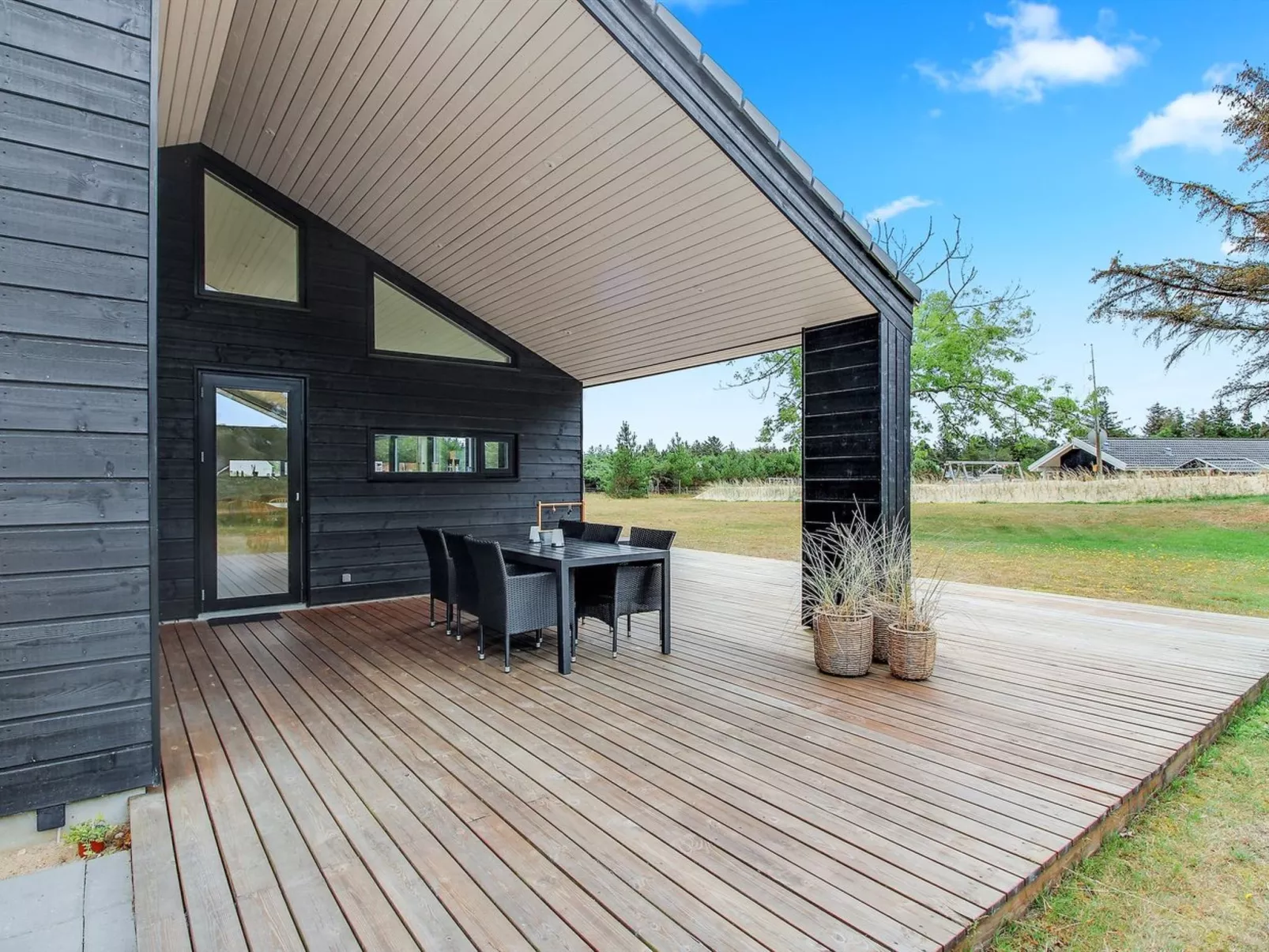 "Vasilka" - 800m from the sea-Buiten
