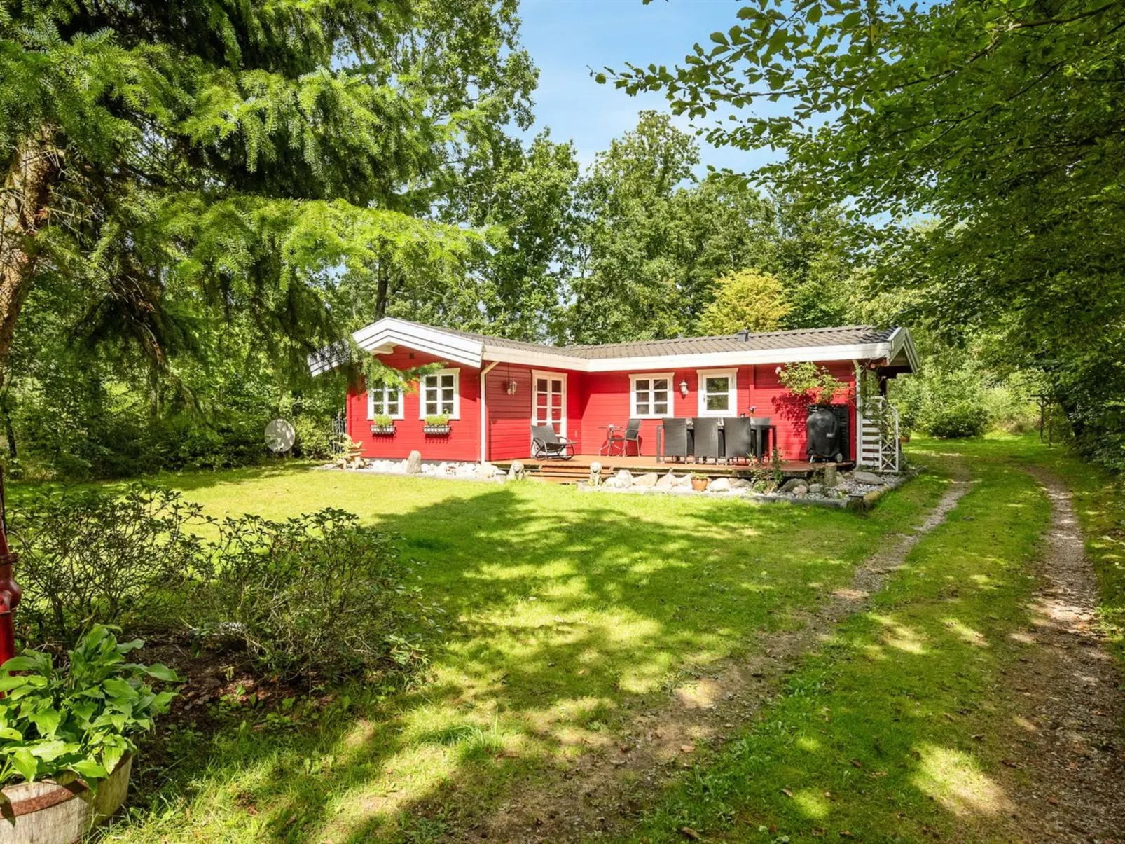 "Rasmus" - 29km from the sea-Buiten
