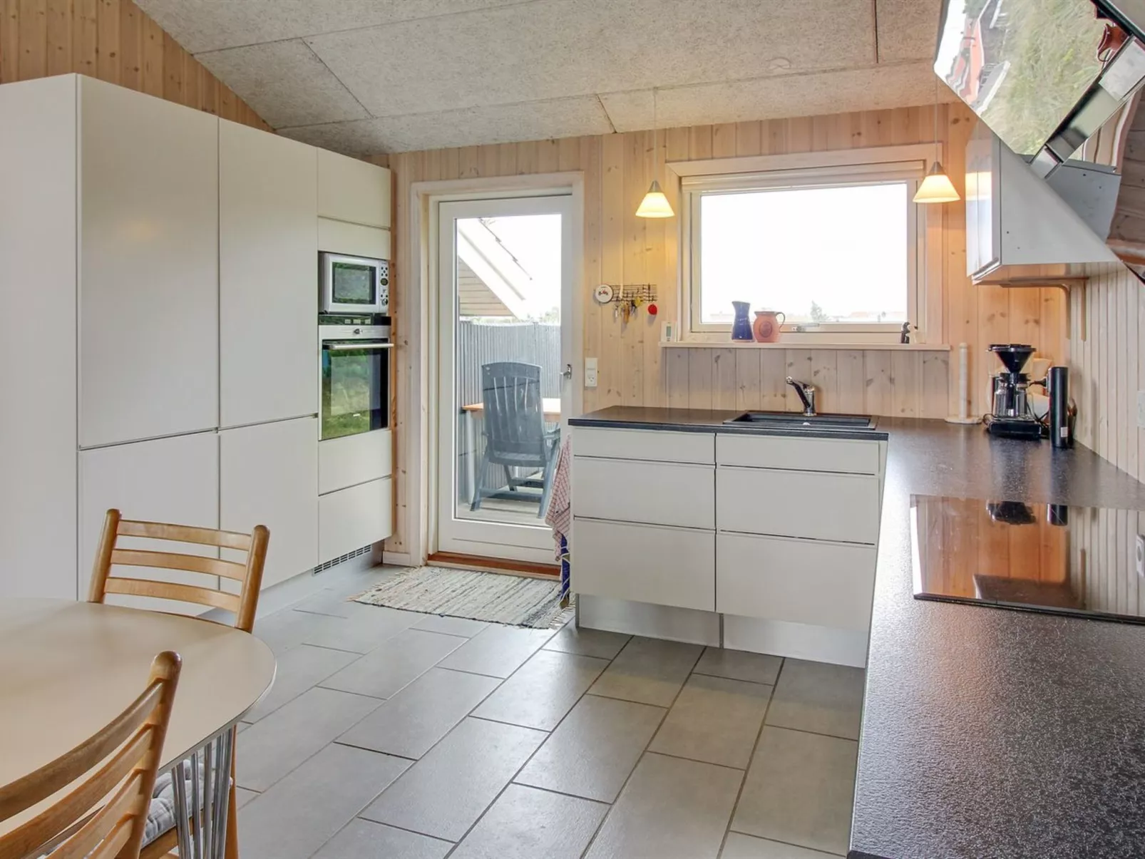 "Griselda" - 700m from the sea-Binnen