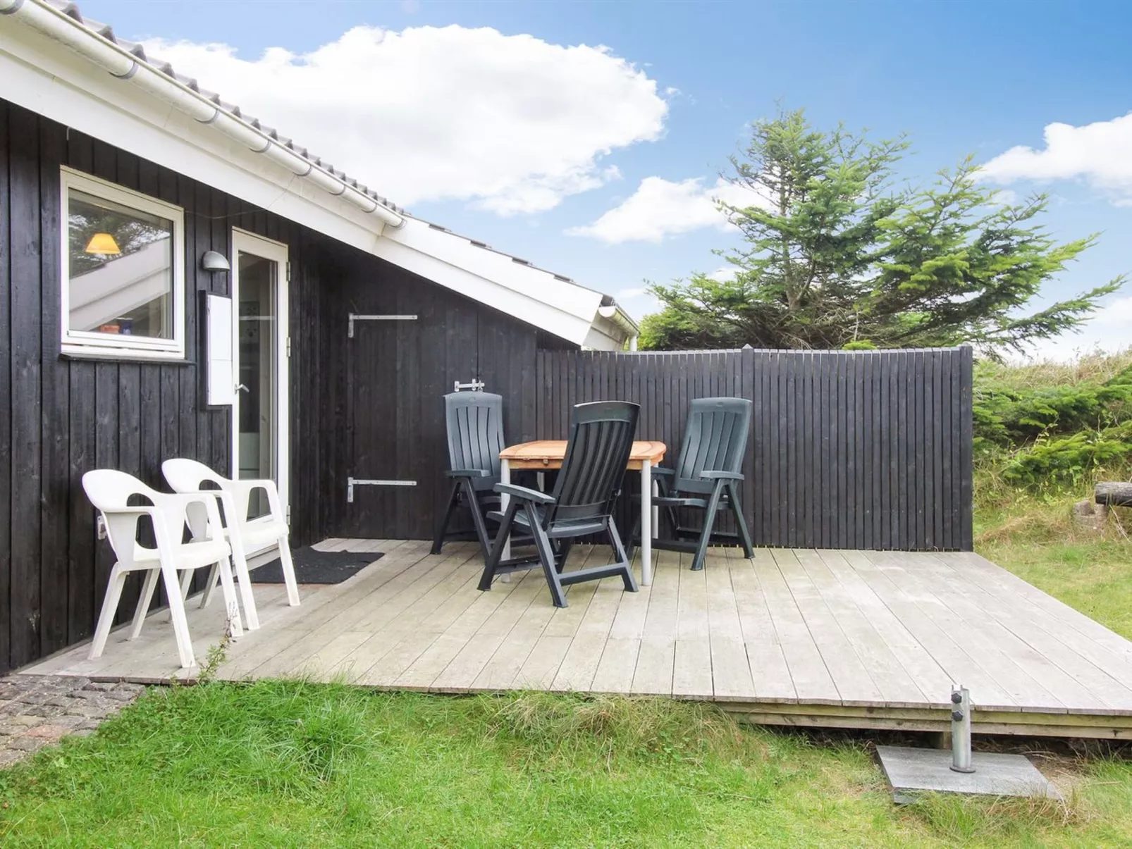 "Griselda" - 700m from the sea-Buiten