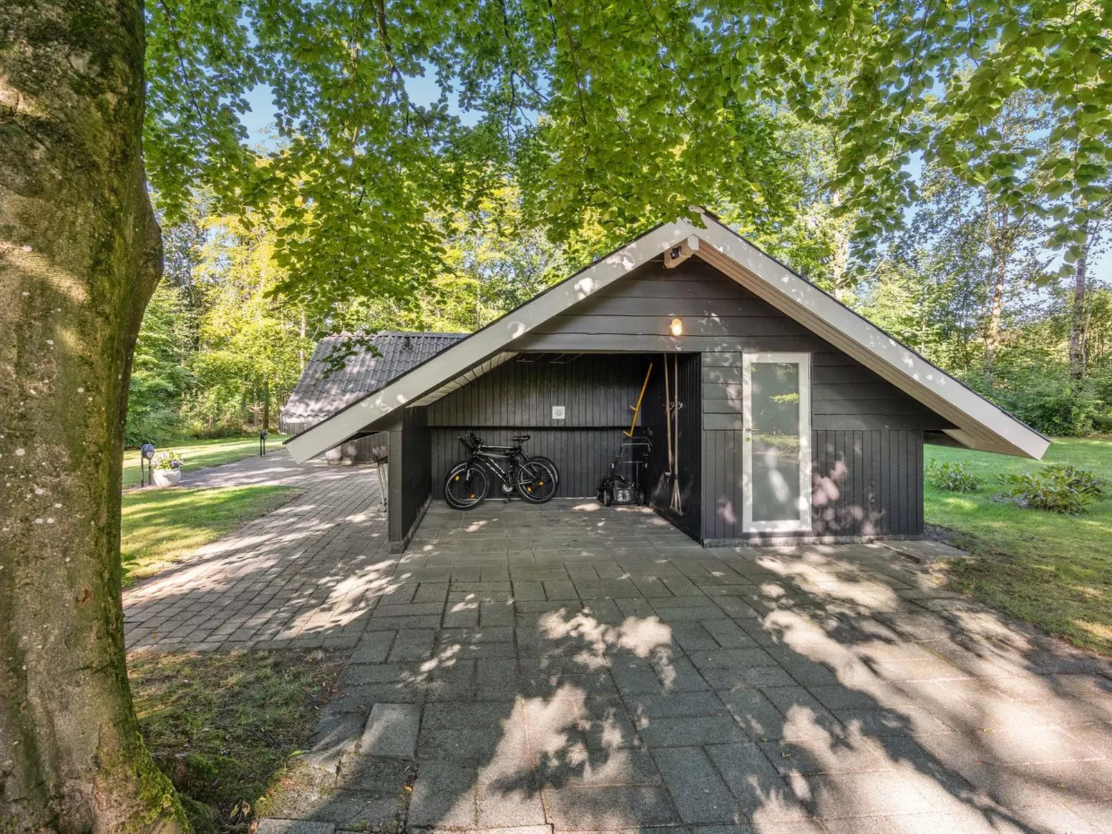 "Jaakoppi" - 25km from the sea-Buiten