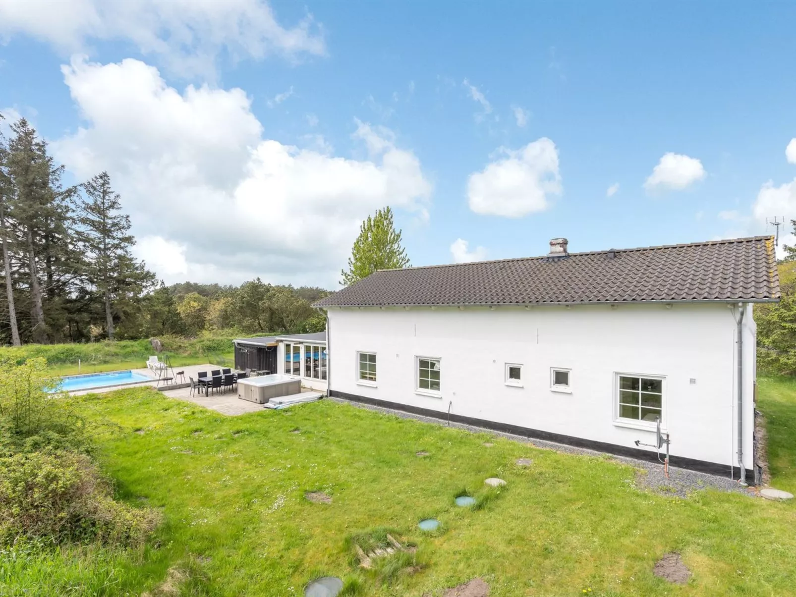 "Rea" - 5km from the sea-Buiten
