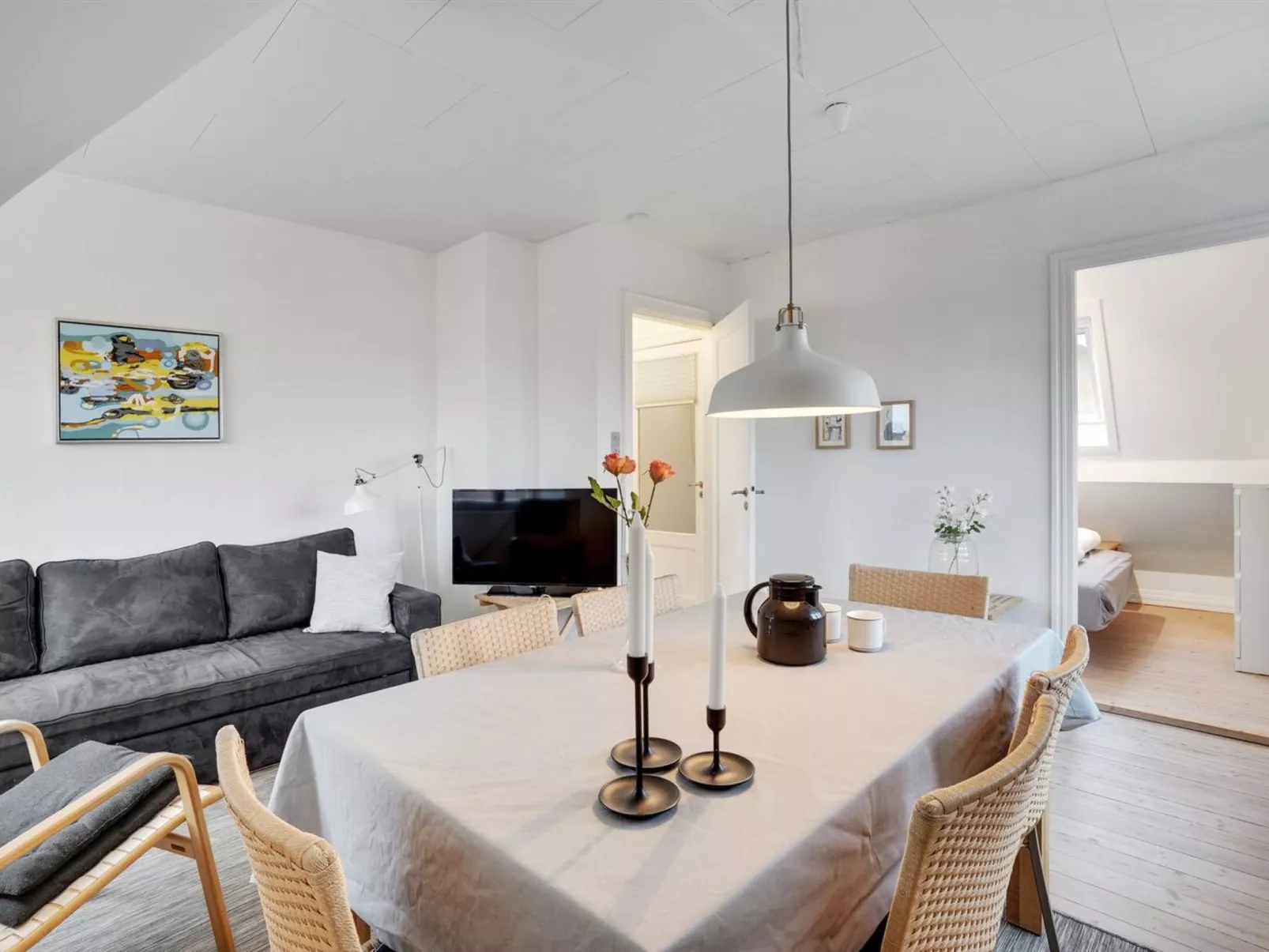 "Leea" - 500m from the sea-Binnen