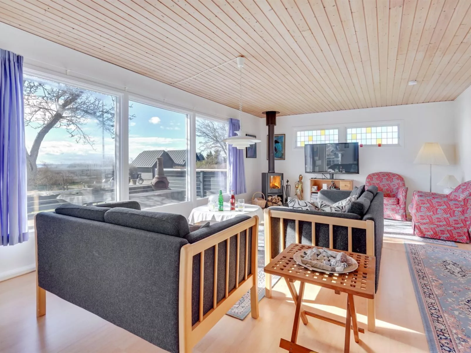 "Rico" - 200m from the sea-Binnen